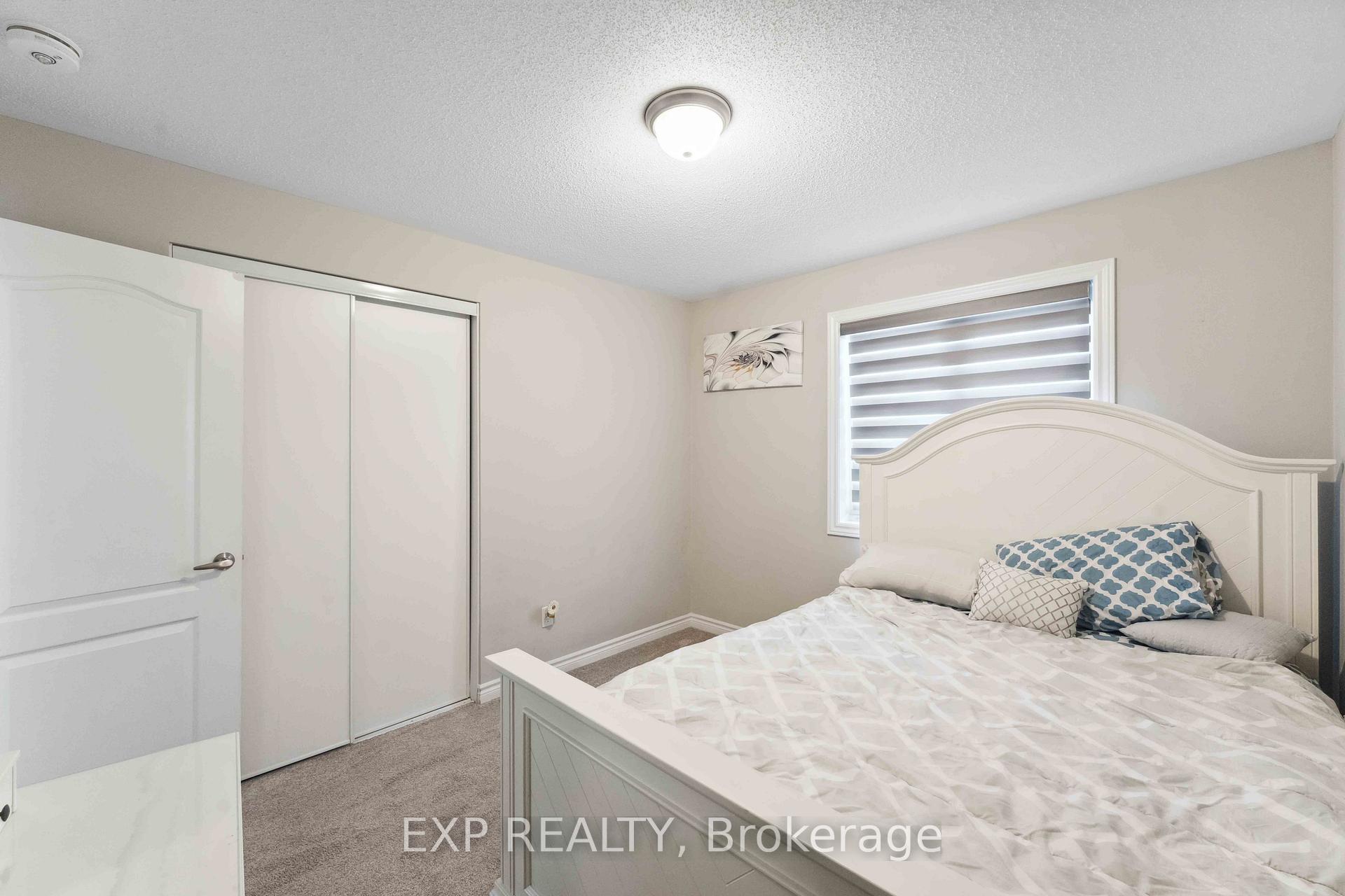 Photo 17 of 107 Aubrais Crescent, Ottawa, Chapel Hill South - Orleans Village — HOMEH