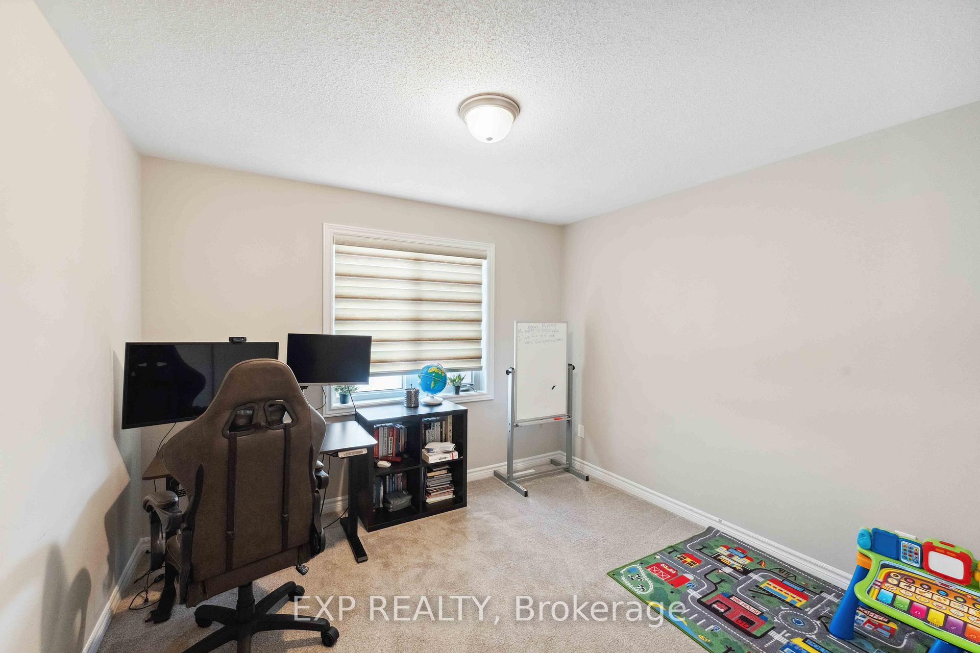 Photo 23 of 107 Aubrais Crescent, Ottawa, Chapel Hill South - Orleans Village — HOMEH