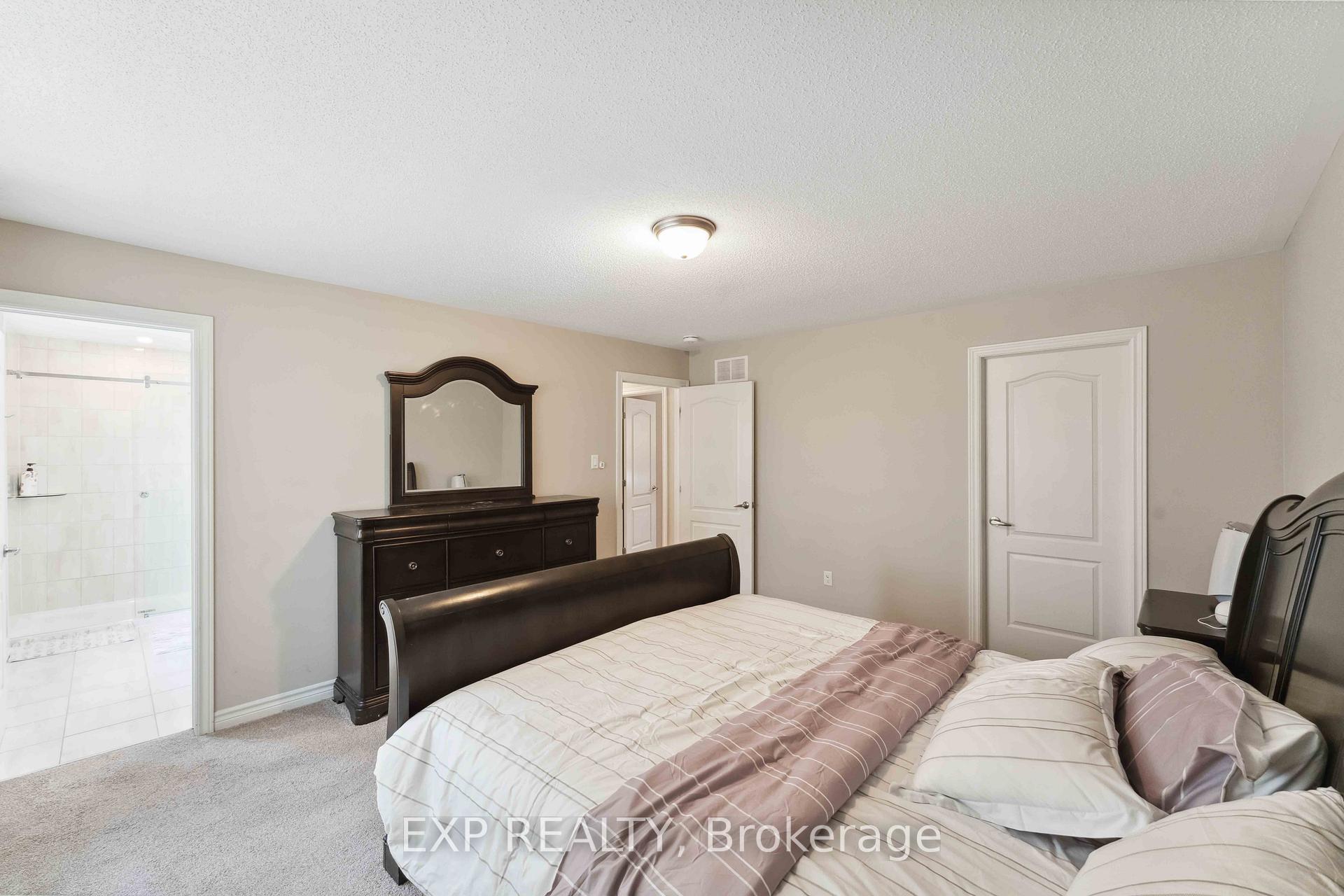 Photo 27 of 107 Aubrais Crescent, Ottawa, Chapel Hill South - Orleans Village — HOMEH