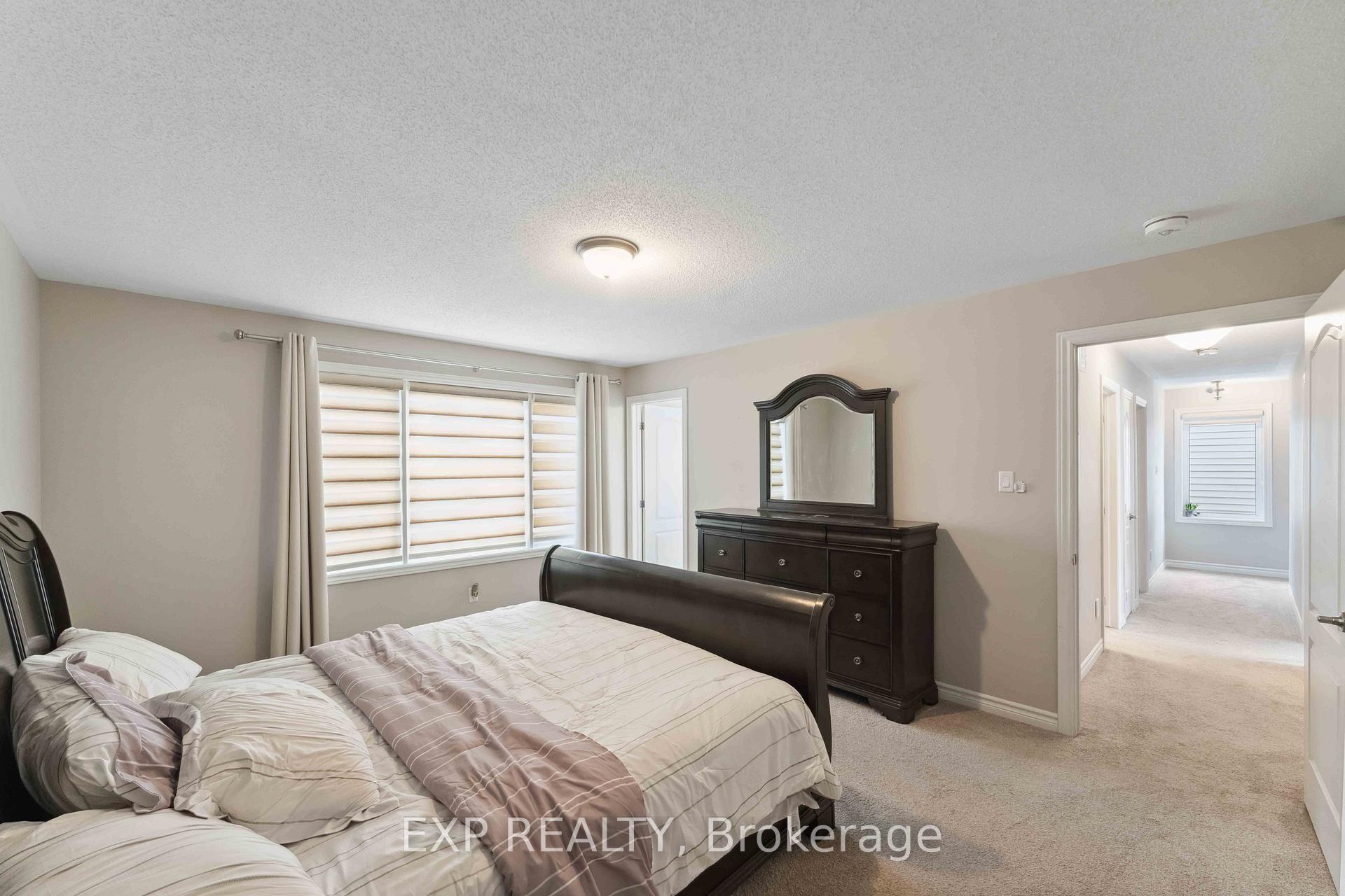 Photo 28 of 107 Aubrais Crescent, Ottawa, Chapel Hill South - Orleans Village — HOMEH