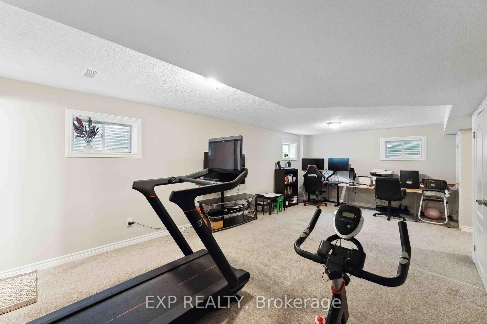Photo 29 of 107 Aubrais Crescent, Ottawa, Chapel Hill South - Orleans Village — HOMEH