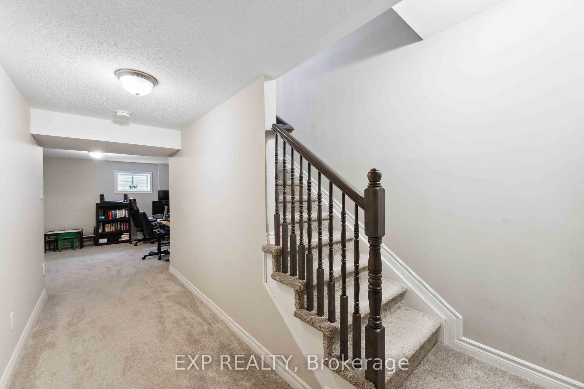 Photo 39 of 107 Aubrais Crescent, Ottawa, Chapel Hill South - Orleans Village — HOMEH