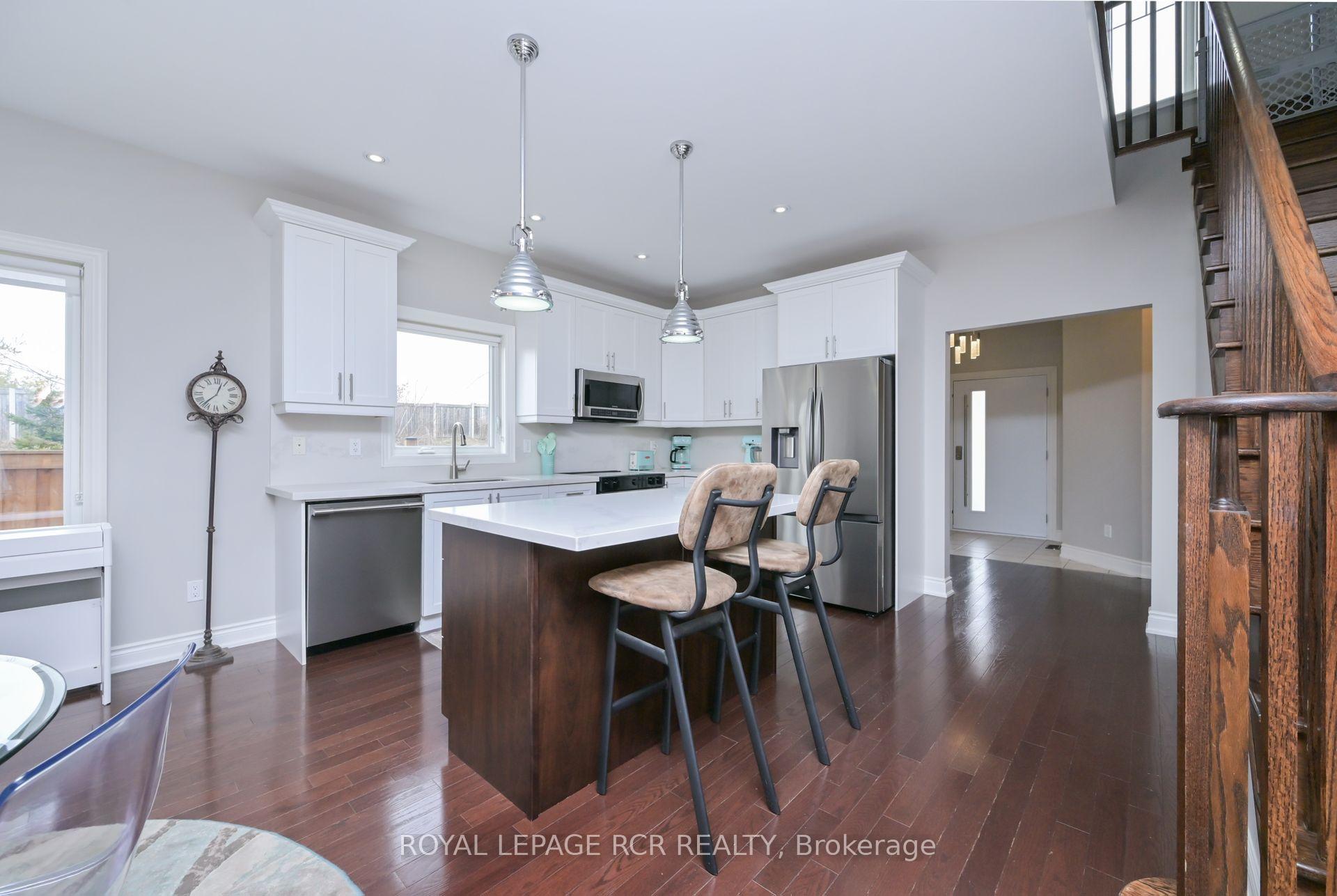 Photo 7 of 2 Warman Street, New Tecumseth, Alliston — HOMEH