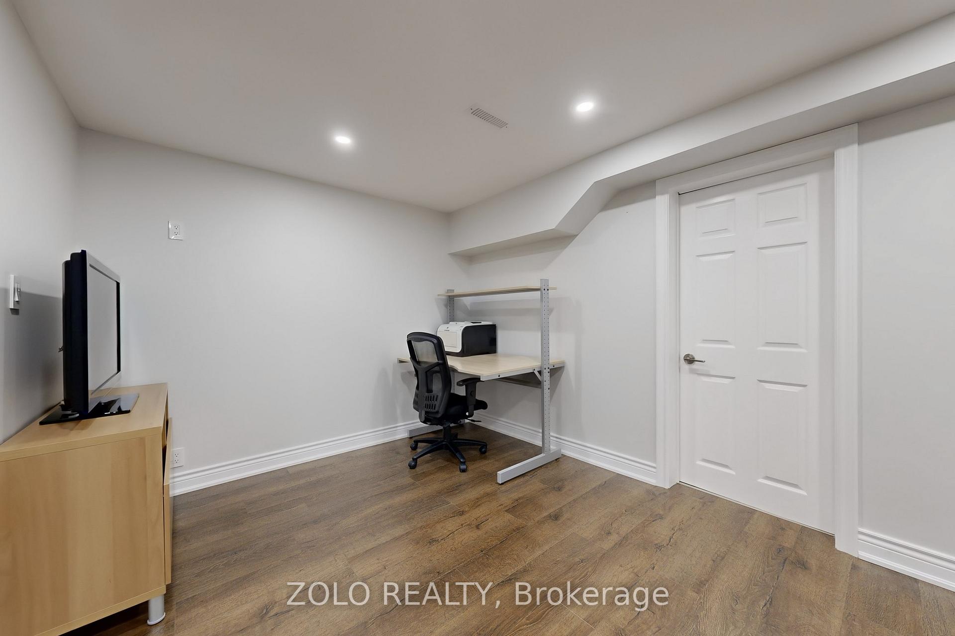 Photo 35 of 371 Binns Avenue, Newmarket, Glenway Estates — HOMEH