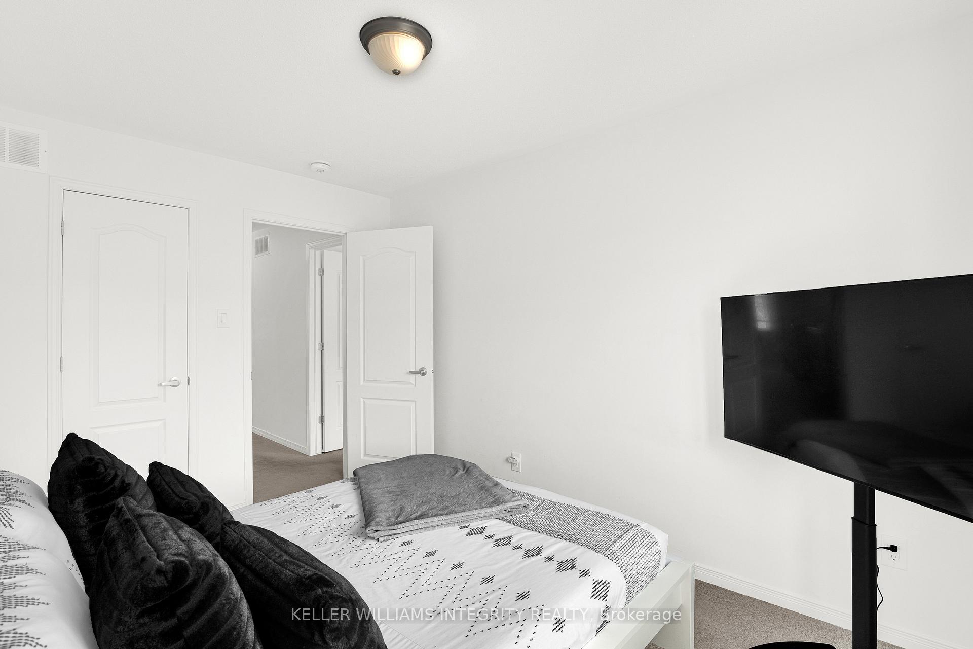 Photo 9 of 509 Tulip Tree Way, Ottawa, Mer Bleue/Bradley Estates/Anderson Park — HOMEH