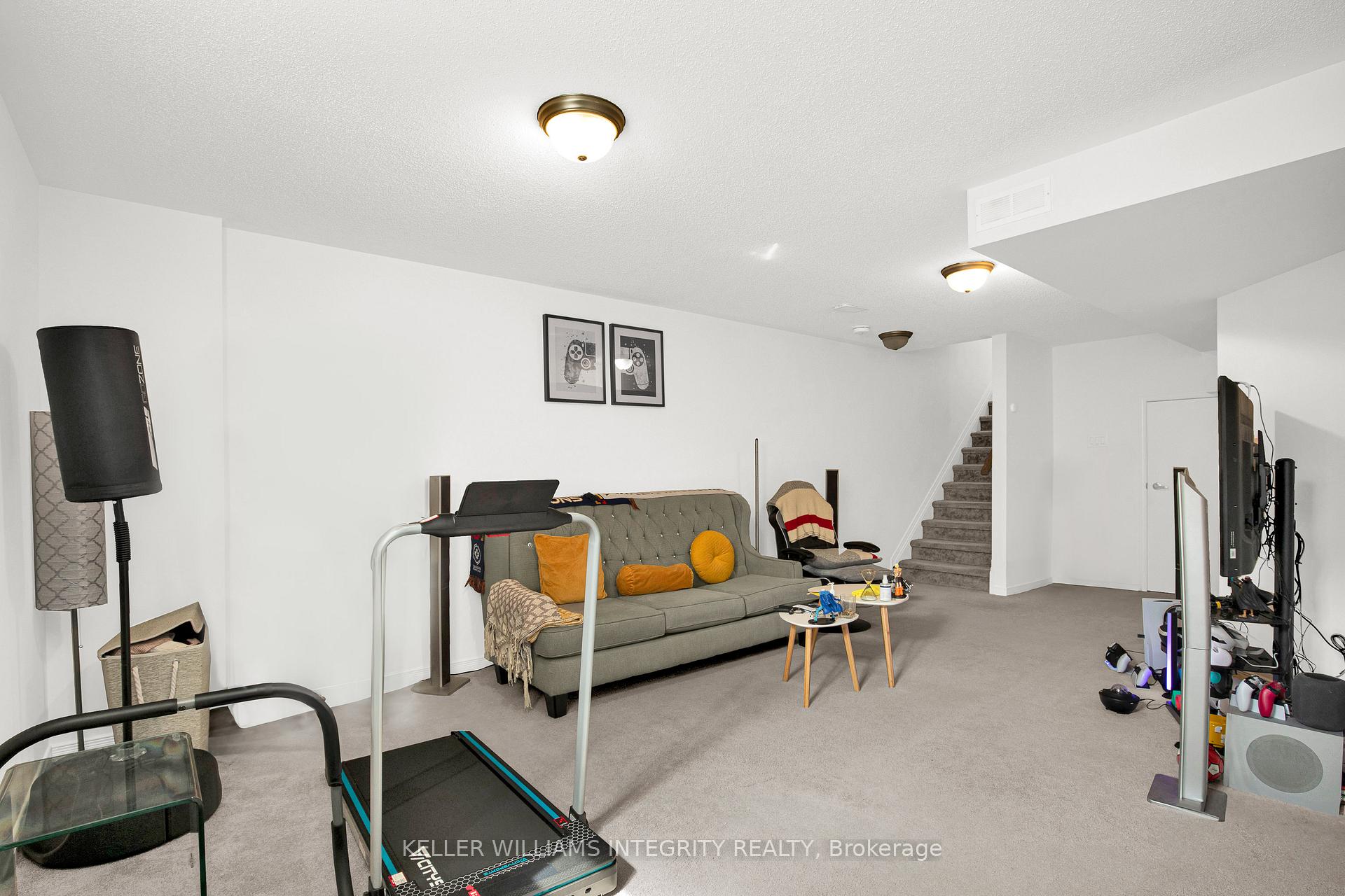 Photo 18 of 509 Tulip Tree Way, Ottawa, Mer Bleue/Bradley Estates/Anderson Park — HOMEH