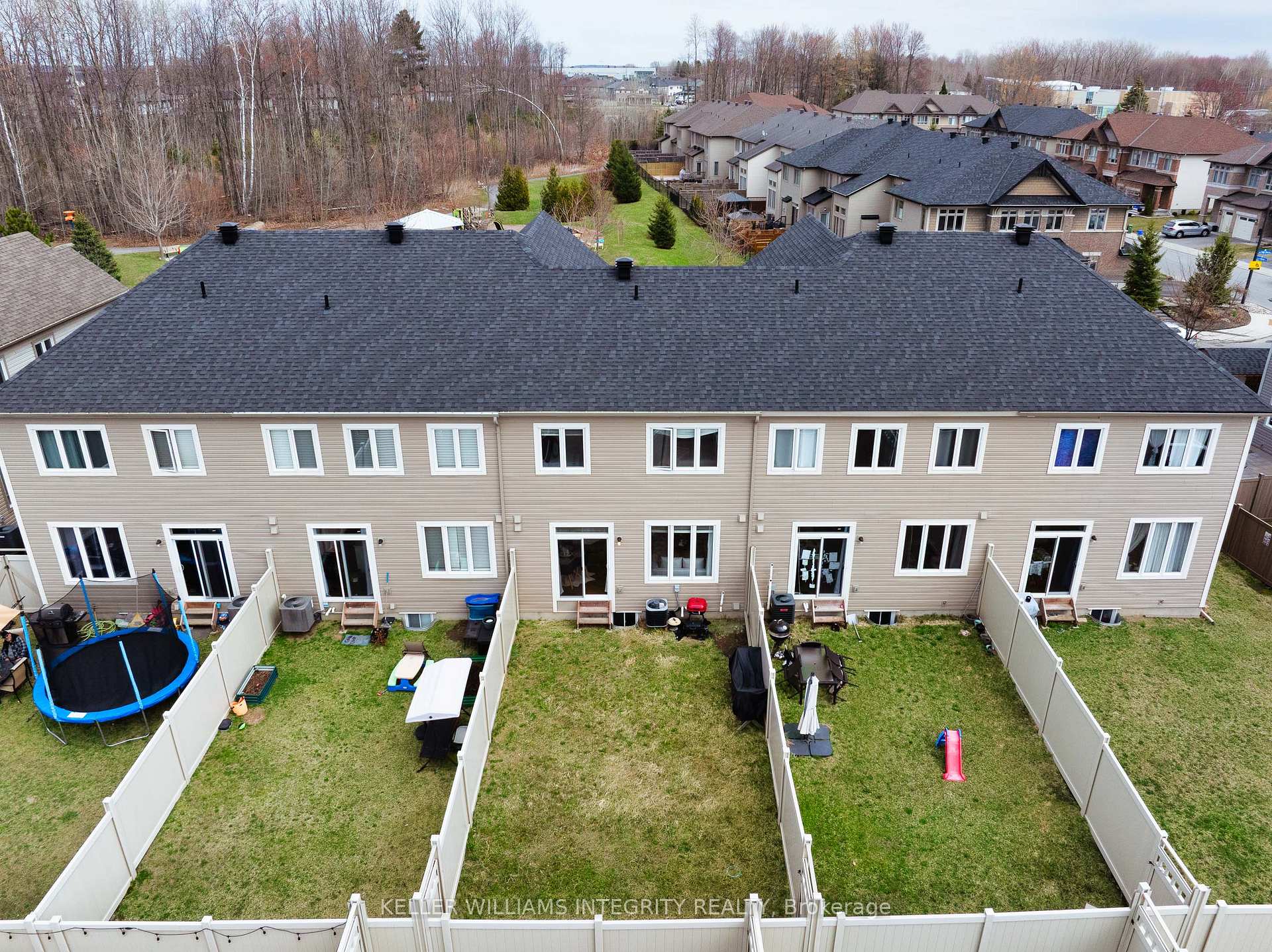 Photo 19 of 509 Tulip Tree Way, Ottawa, Mer Bleue/Bradley Estates/Anderson Park — HOMEH
