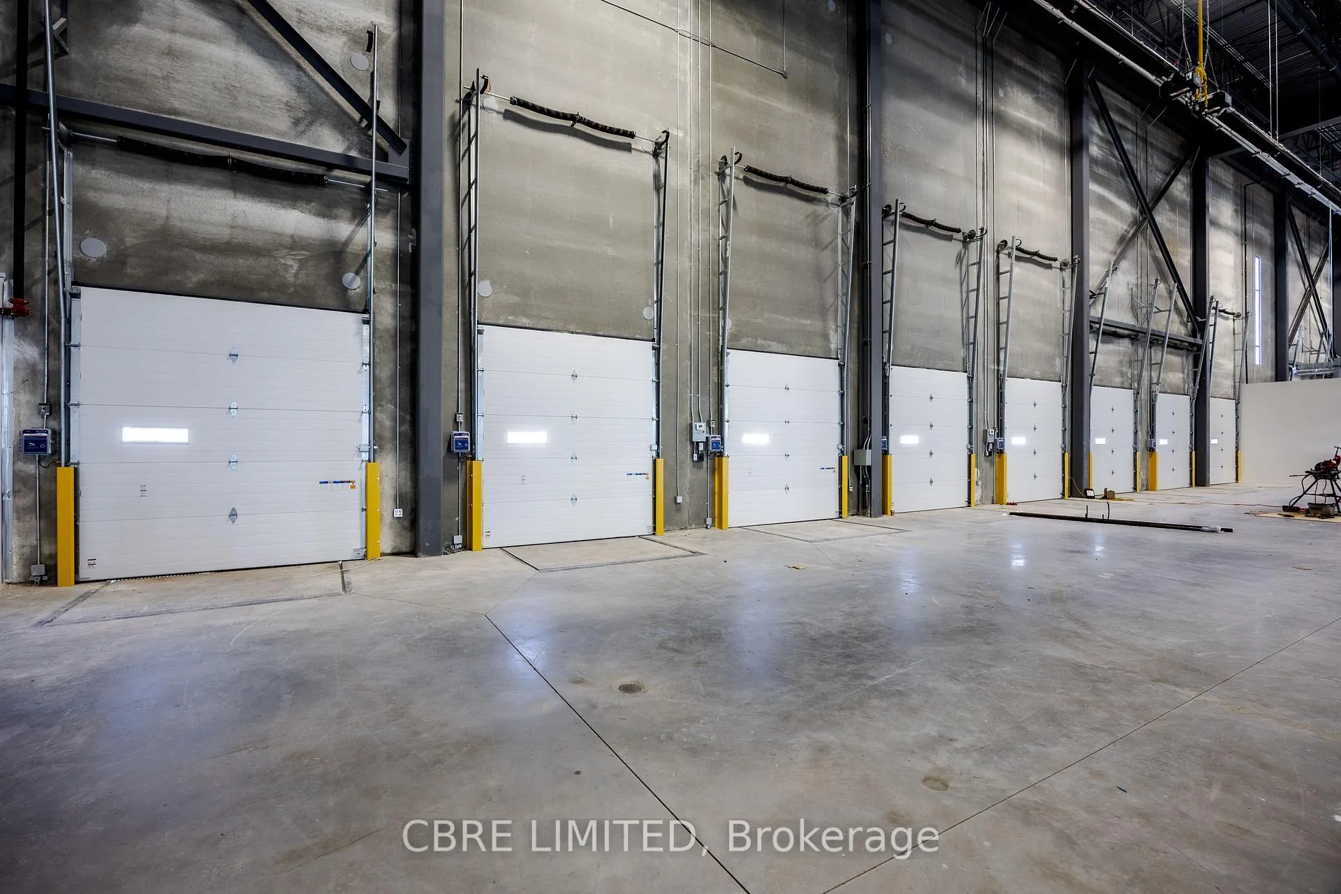 Photo 4 of Unit 805, 18 Knightsbridge Rd, Brampton, Queen Street Corridor — HOMEH