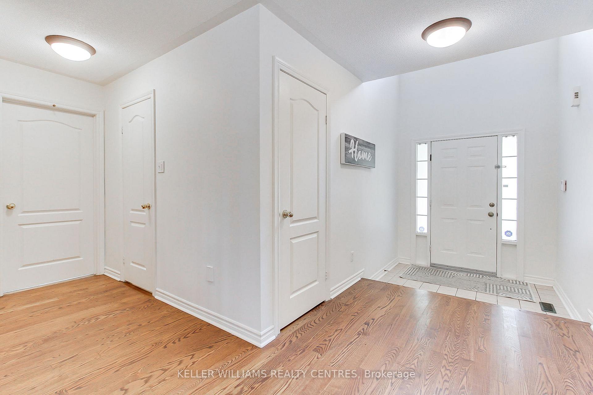 Photo 4 of 471 Binns Avenue, Newmarket, Glenway Estates — HOMEH