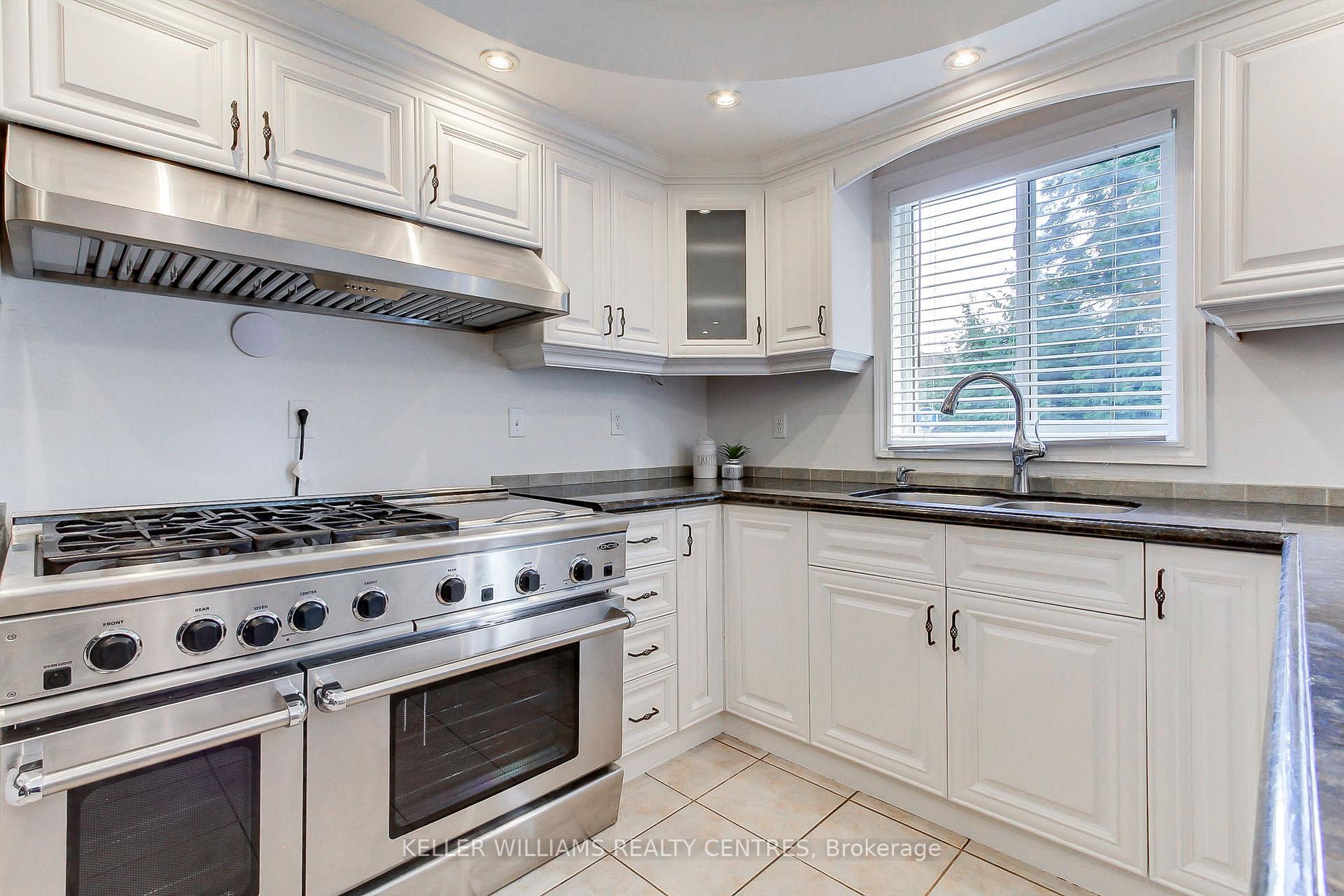 Photo 14 of 471 Binns Avenue, Newmarket, Glenway Estates — HOMEH