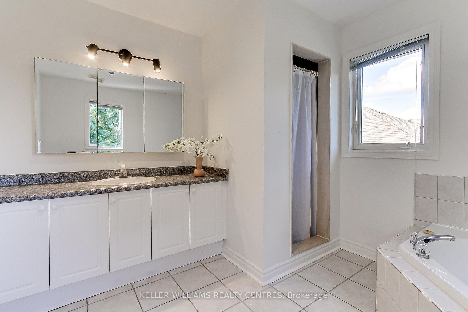 Photo 32 of 471 Binns Avenue, Newmarket, Glenway Estates — HOMEH