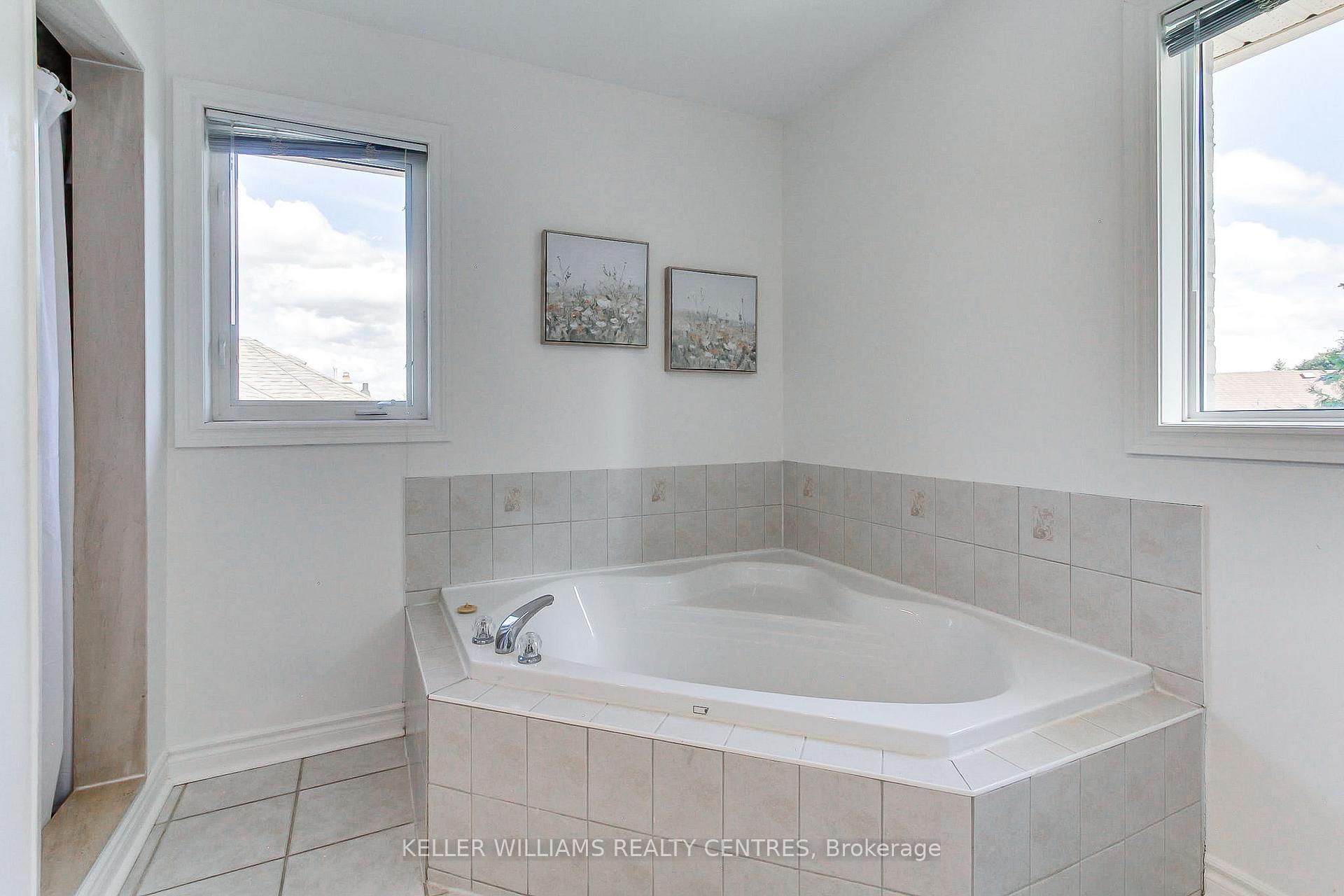 Photo 33 of 471 Binns Avenue, Newmarket, Glenway Estates — HOMEH