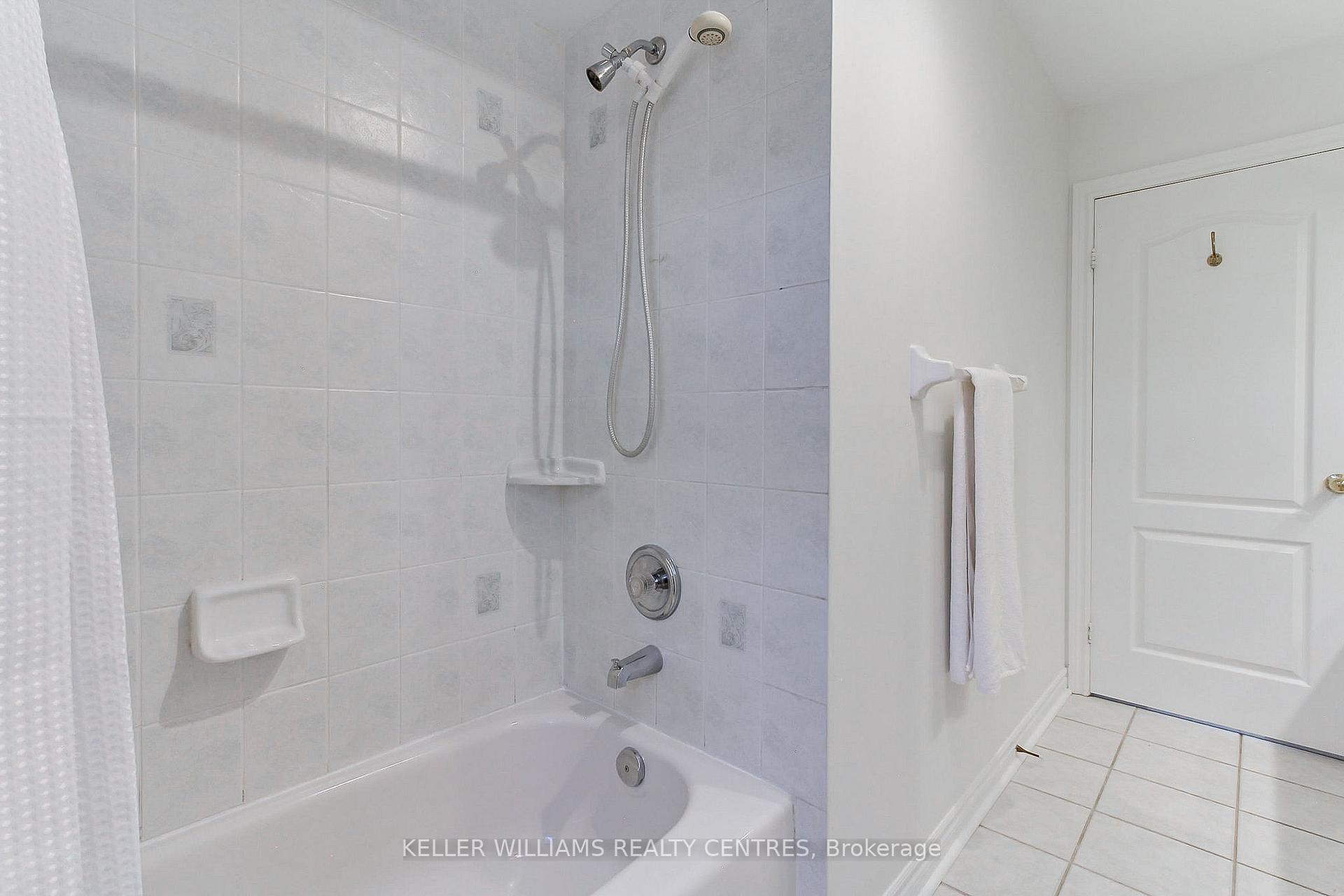 Photo 39 of 471 Binns Avenue, Newmarket, Glenway Estates — HOMEH