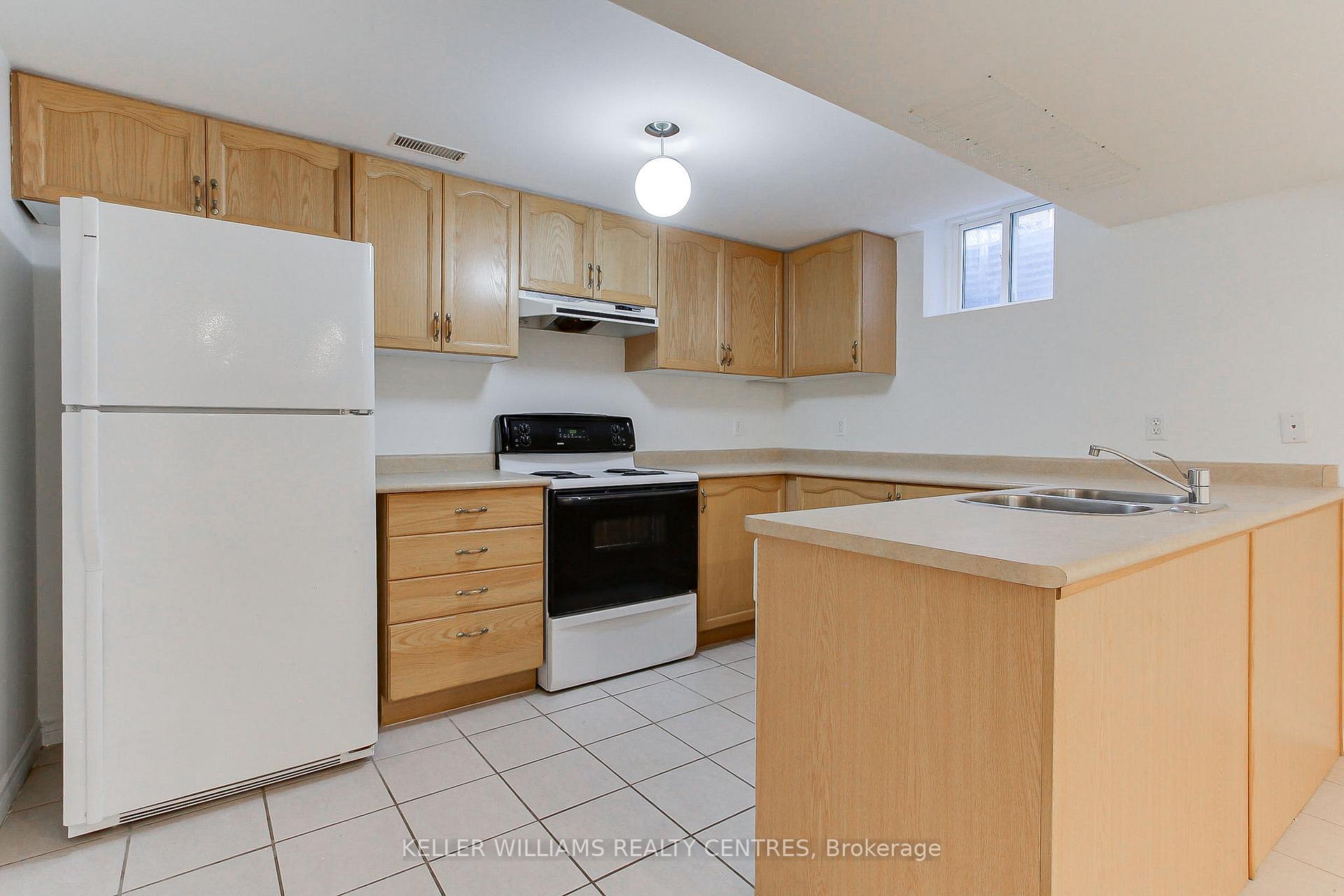 Photo 43 of 471 Binns Avenue, Newmarket, Glenway Estates — HOMEH