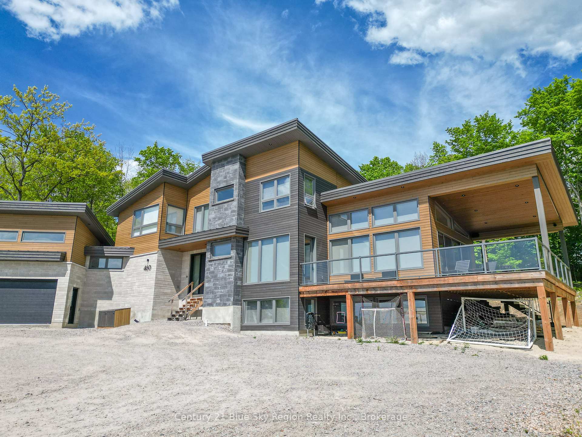 Photo 6 of 460 Surrey Drive, North Bay, Airport — HOMEH