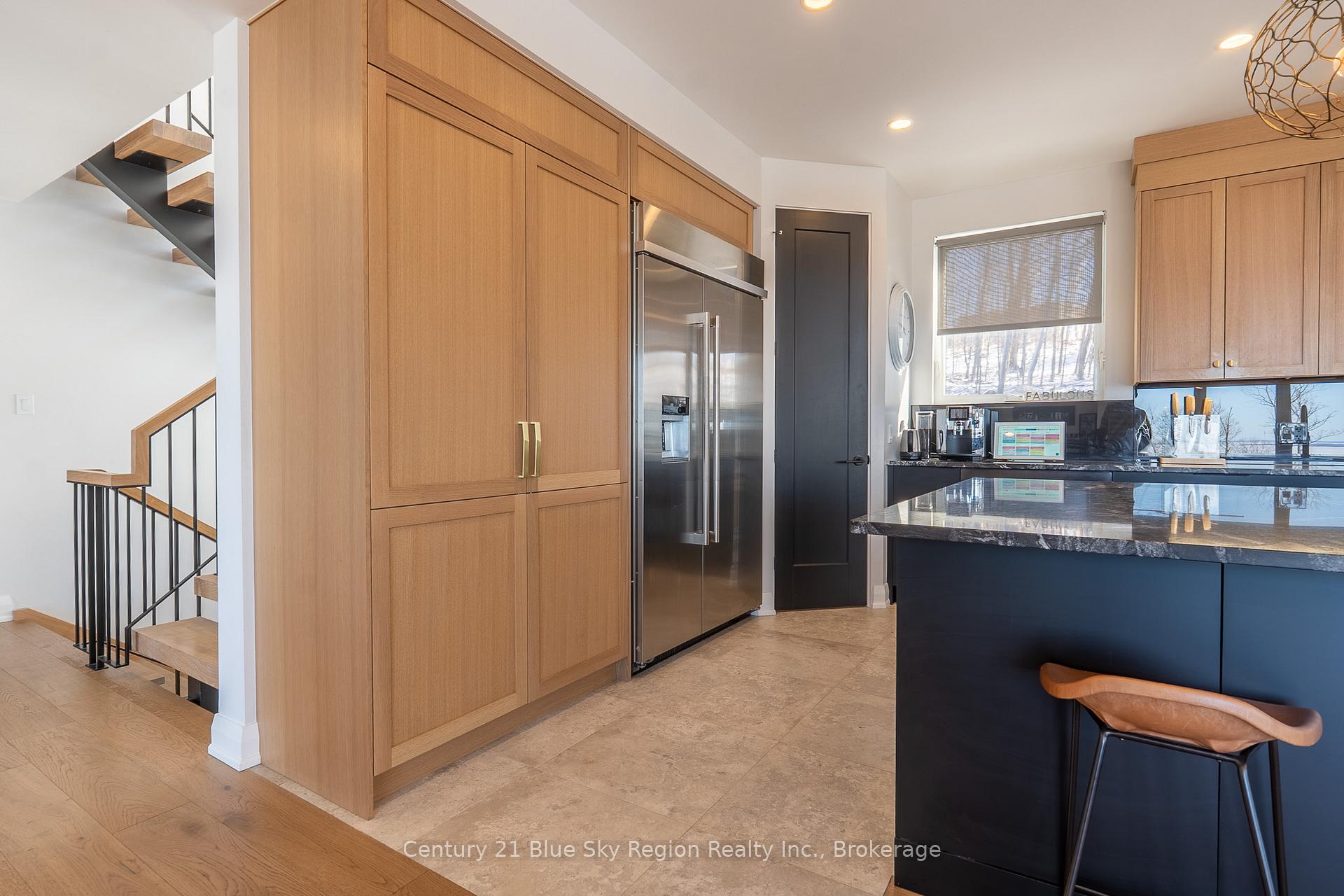 Photo 28 of 460 Surrey Drive, North Bay, Airport — HOMEH