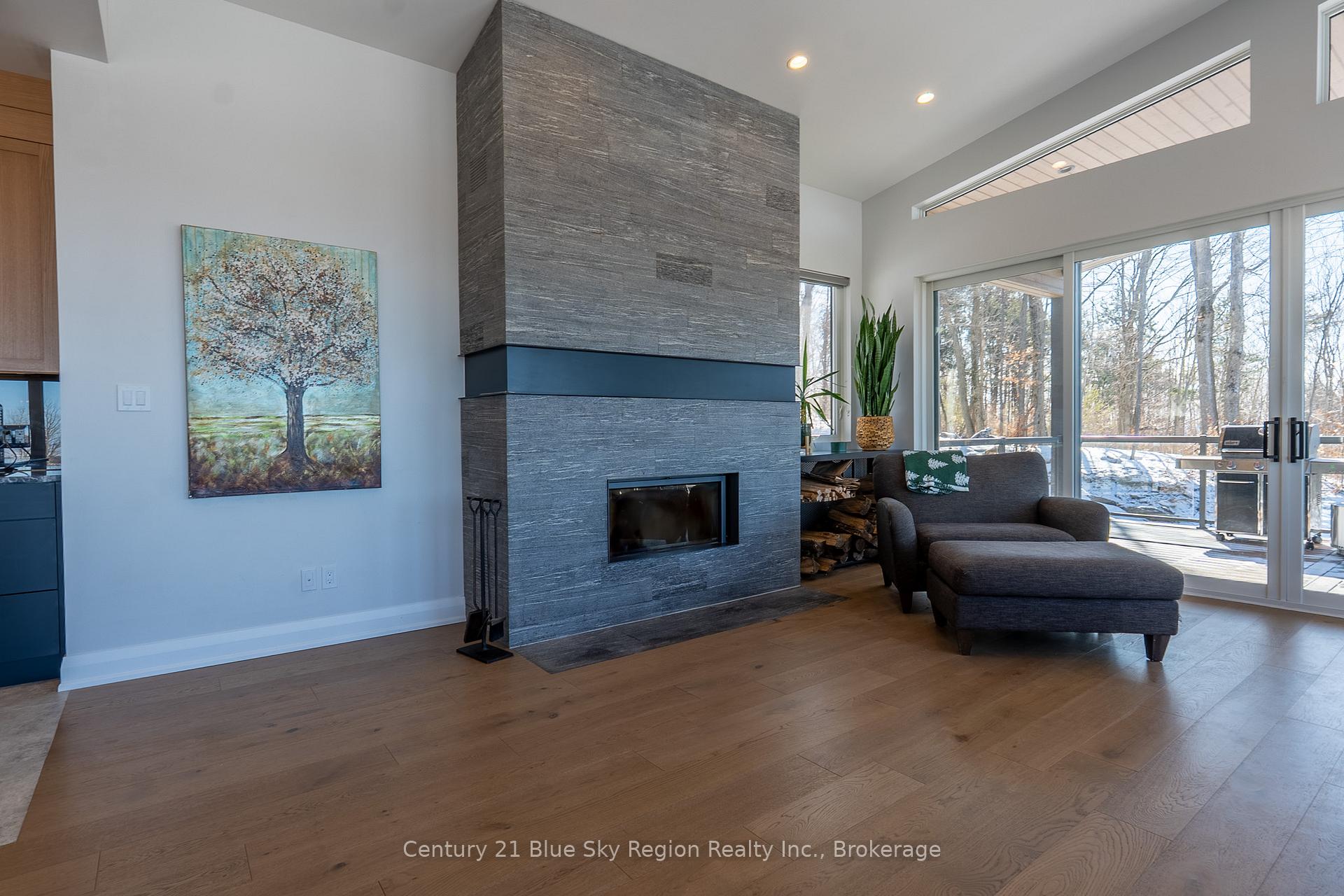 Photo 33 of 460 Surrey Drive, North Bay, Airport — HOMEH