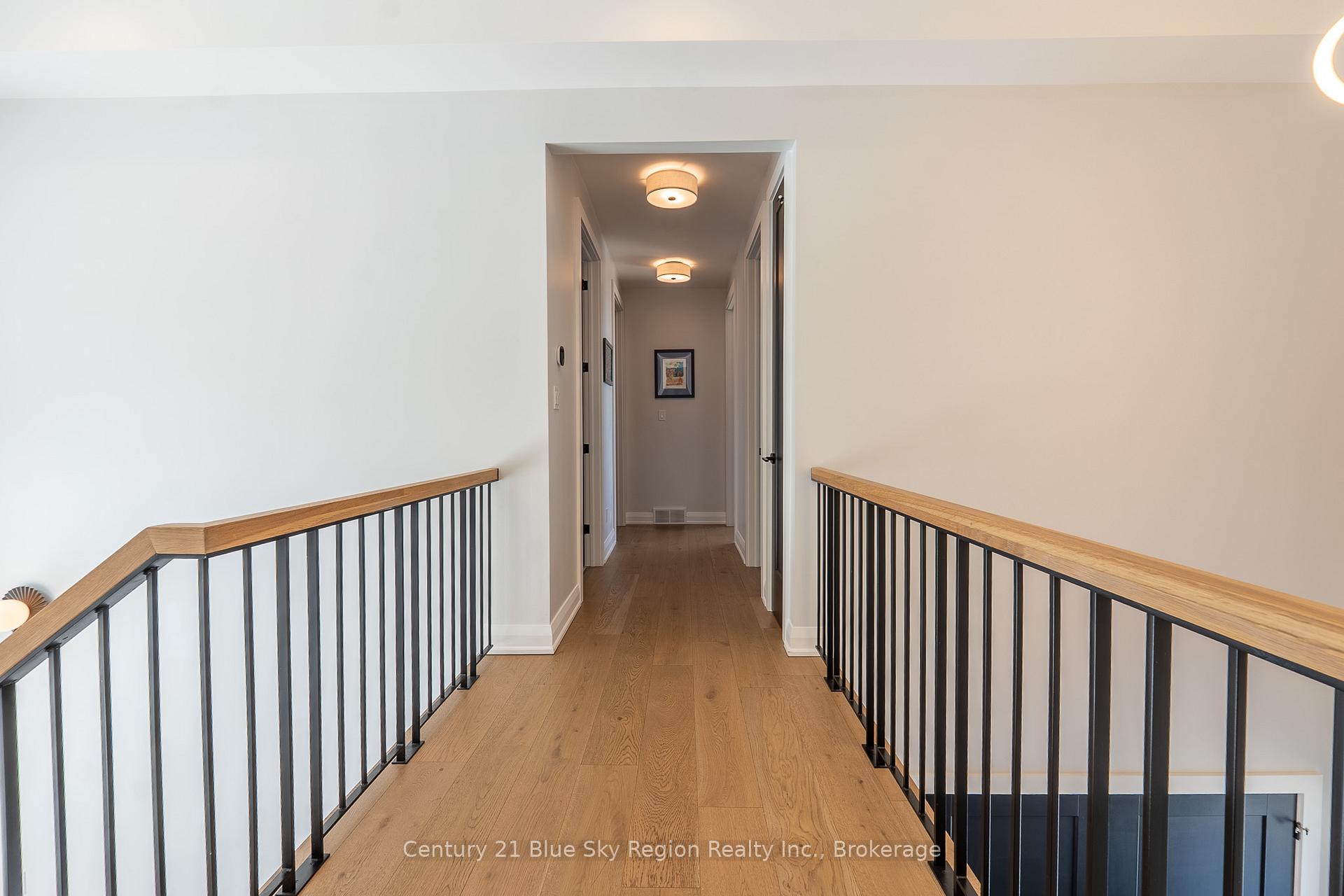 Photo 37 of 460 Surrey Drive, North Bay, Airport — HOMEH