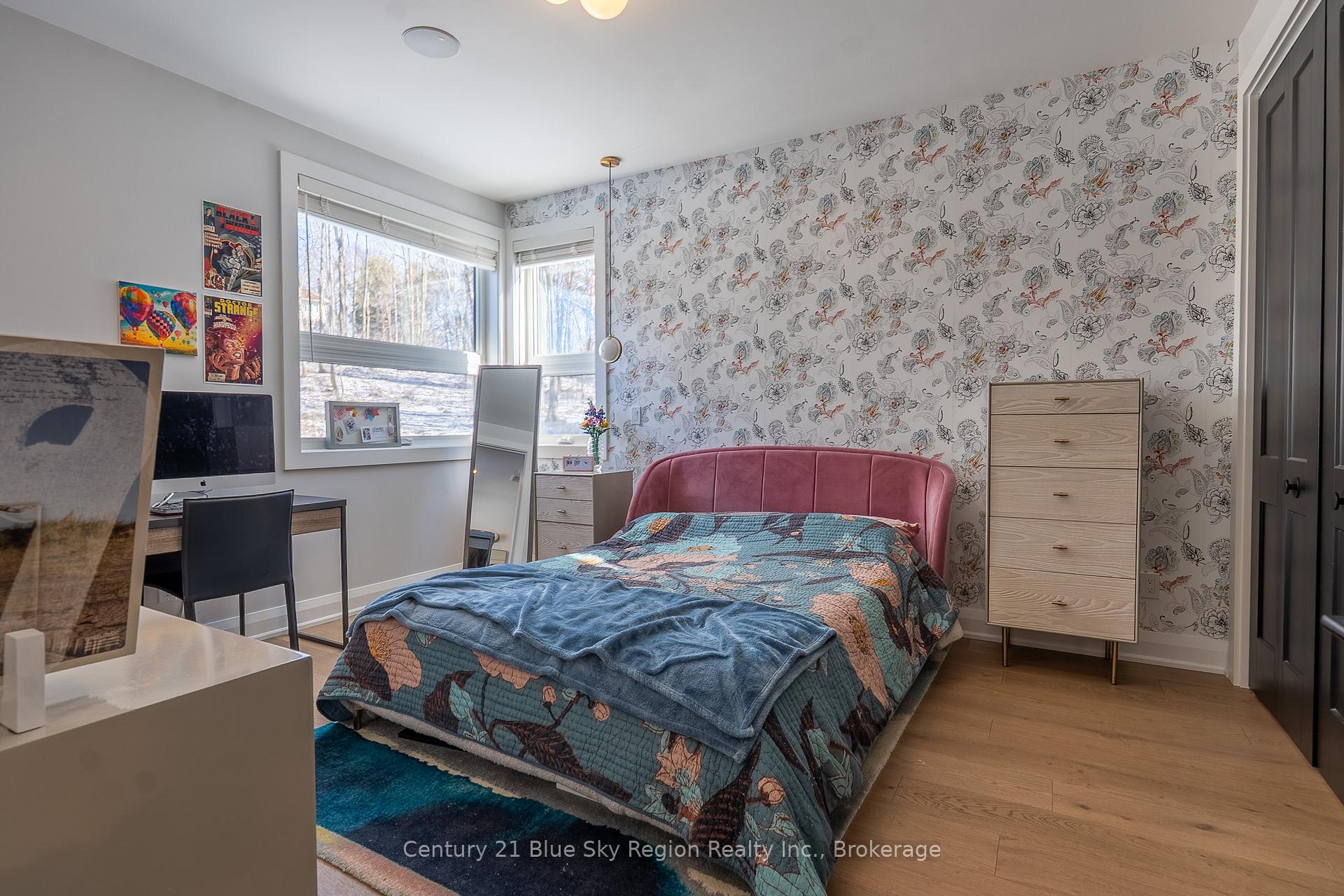 Photo 43 of 460 Surrey Drive, North Bay, Airport — HOMEH