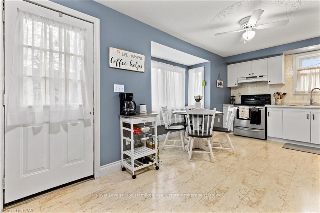 Photo 18 of 830 Elma Street W, North Perth, Listowel — HOMEH