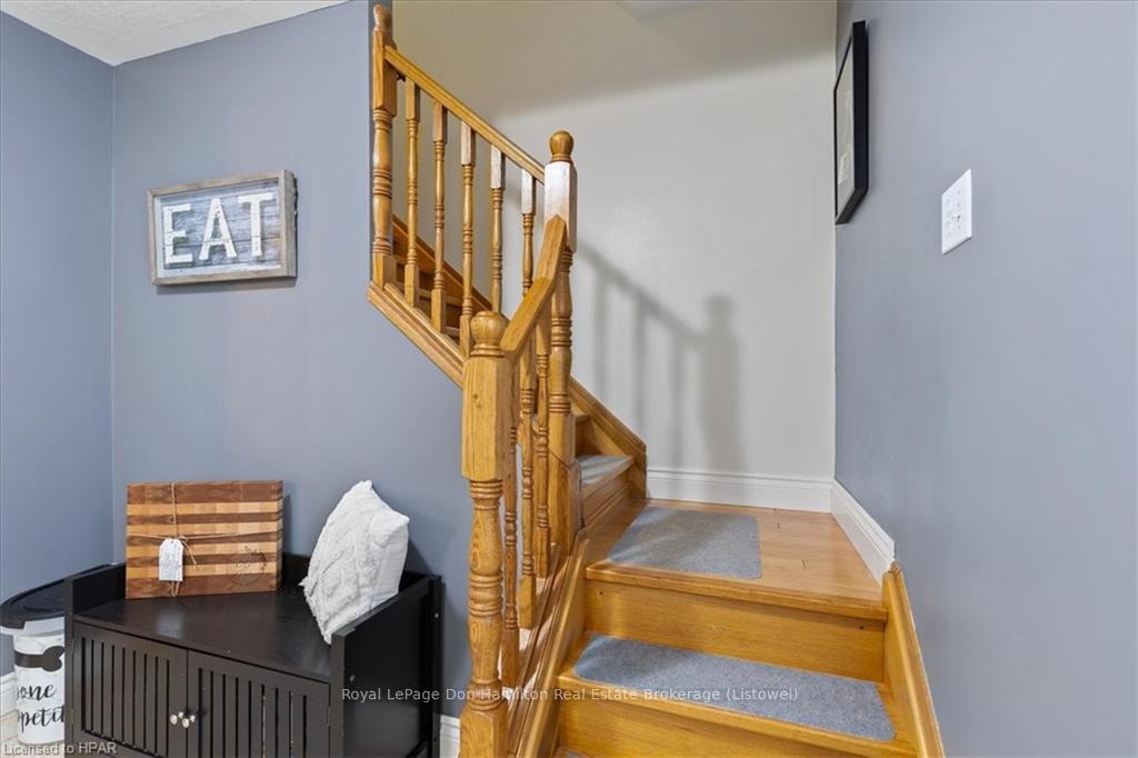 Photo 23 of 830 Elma Street W, North Perth, Listowel — HOMEH