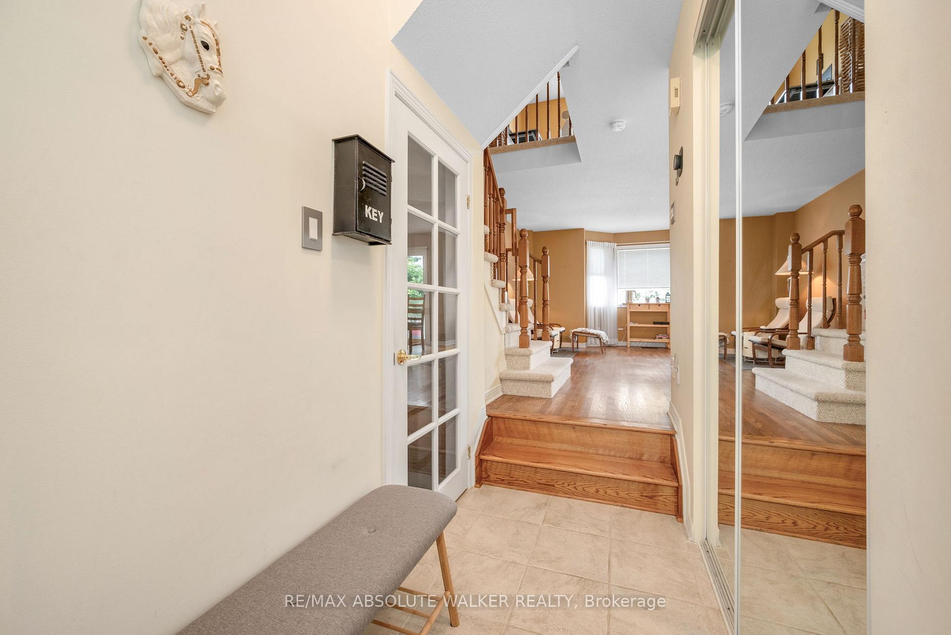 Photo 3 of 1183 Lichen Avenue, Ottawa, Avalon East — HOMEH