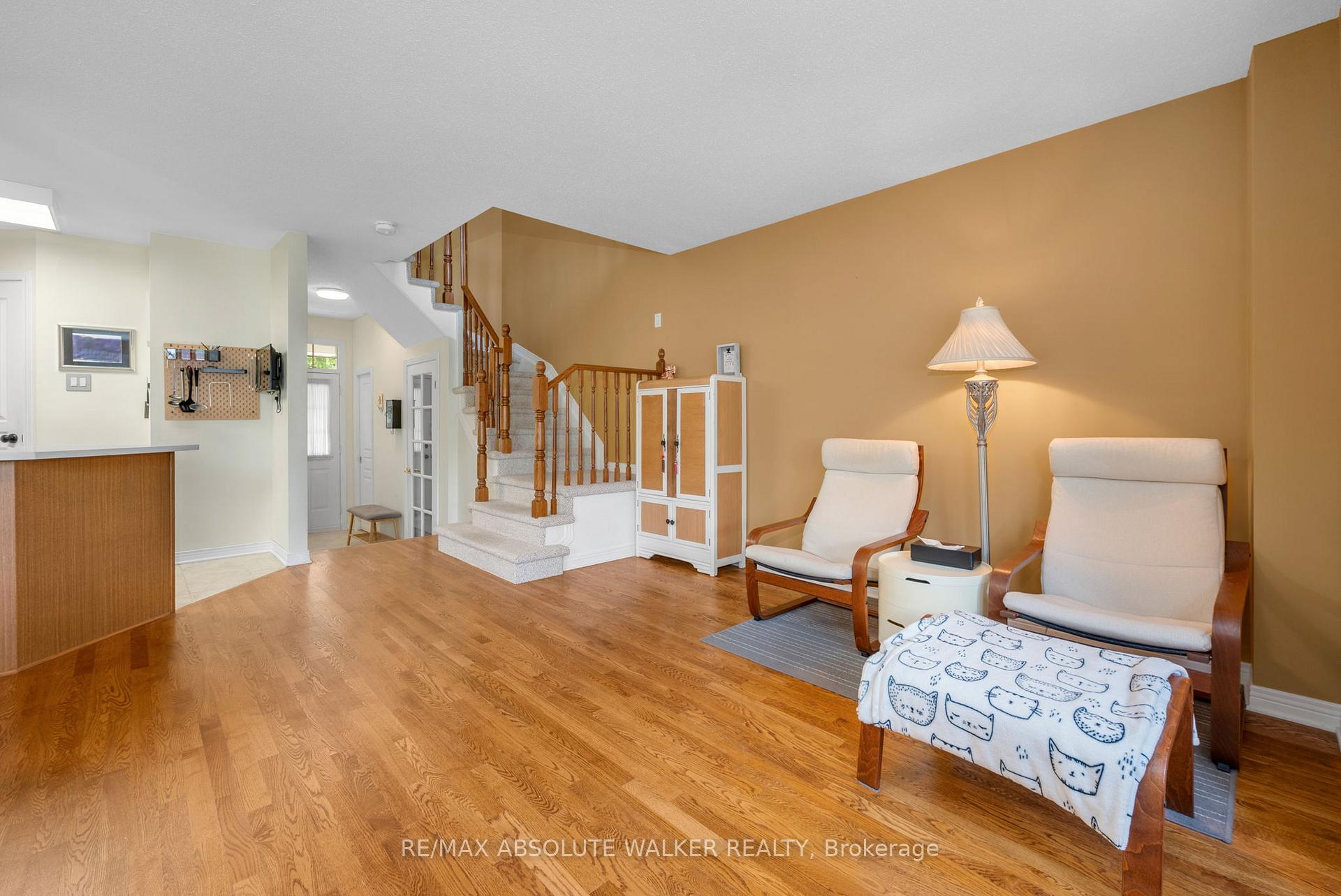 Photo 4 of 1183 Lichen Avenue, Ottawa, Avalon East — HOMEH