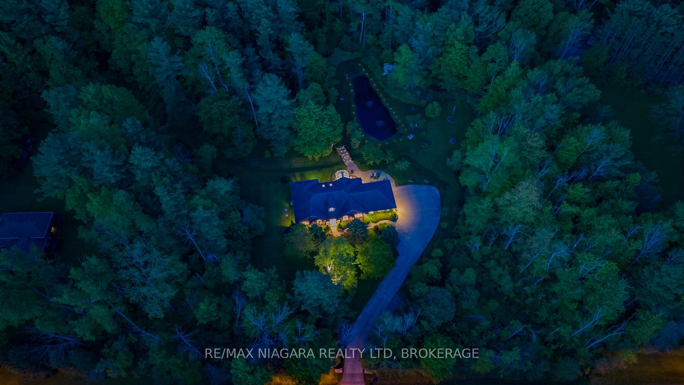 Photo 14 of 1021 Staines Street, Pelham, Fonthill — HOMEH