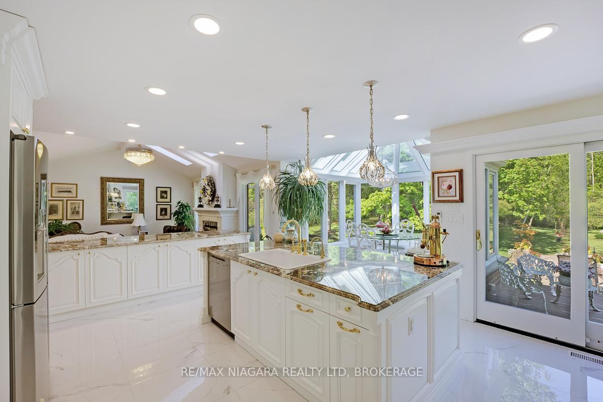 Photo 20 of 1021 Staines Street, Pelham, Fonthill — HOMEH