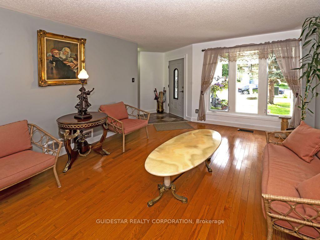 Photo 5 of 1639 Toulouse Crescent, Ottawa, Orleans/Sunridge — HOMEH