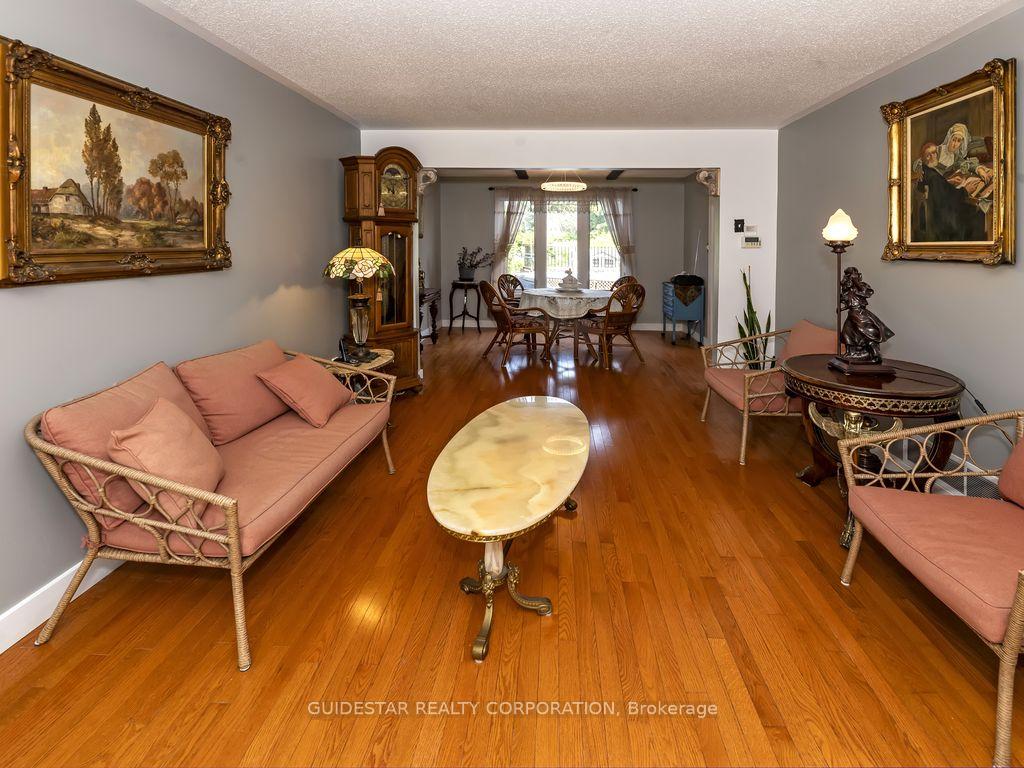 Photo 6 of 1639 Toulouse Crescent, Ottawa, Orleans/Sunridge — HOMEH