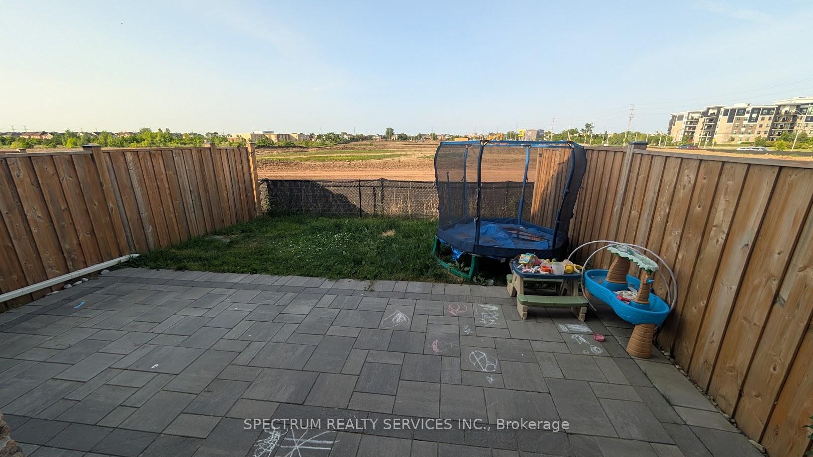 Photo 8 of 638 Laking Terrace, Milton, Clarke — HOMEH