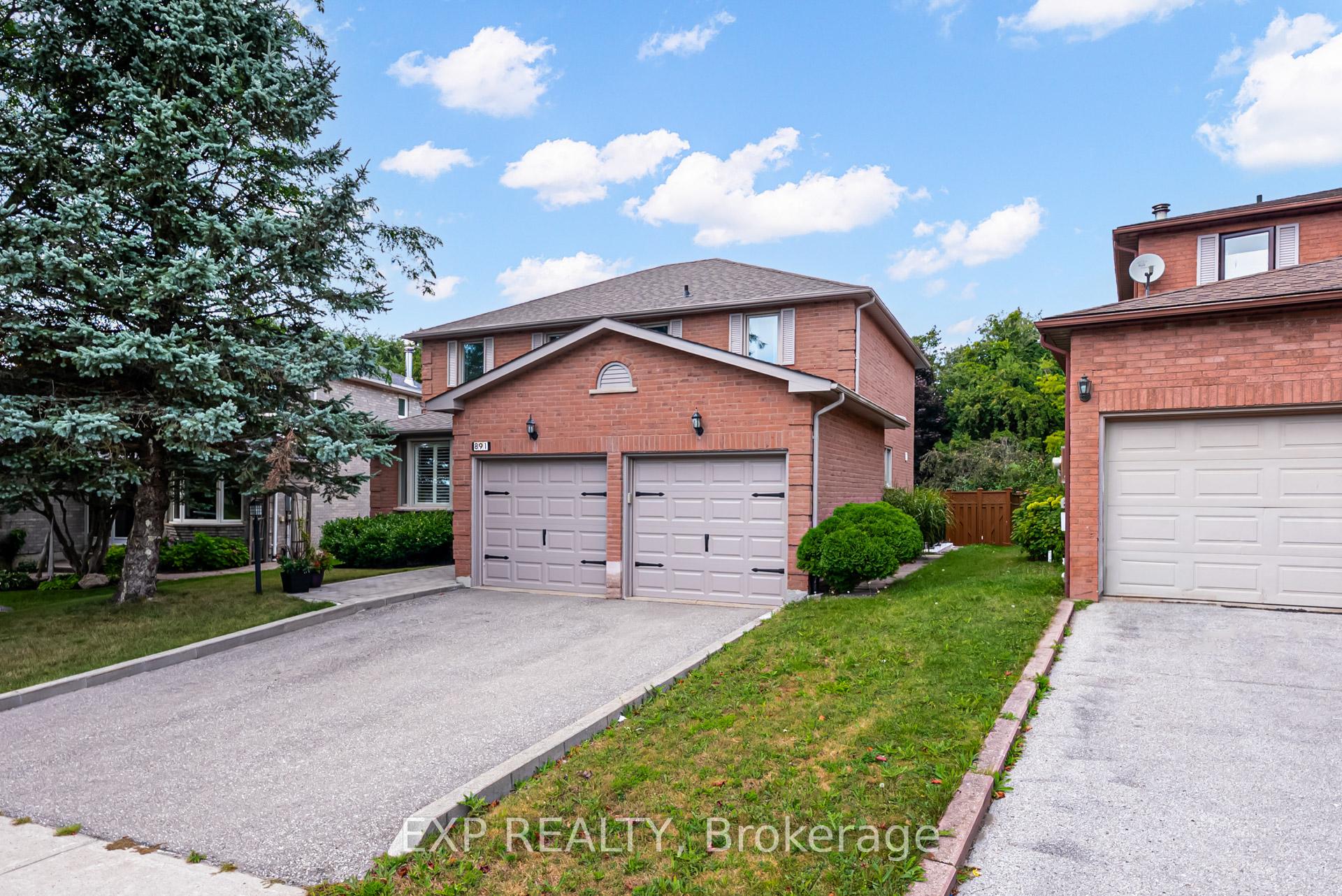 Front of 891 Leslie Valley Drive