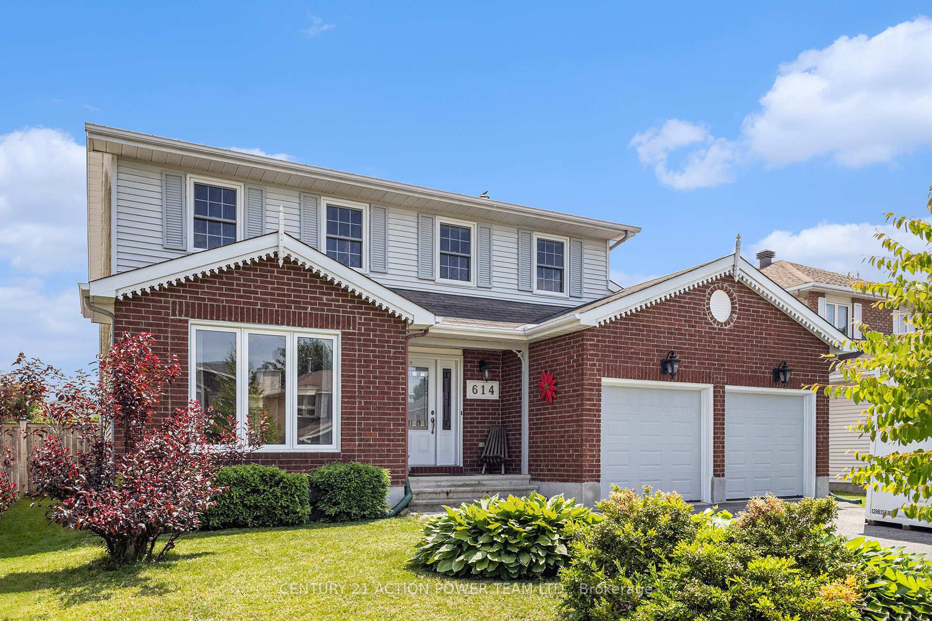 Photo 2 of 614 Chenier Way, Ottawa, Fallingbrook/Pineridge — HOMEH
