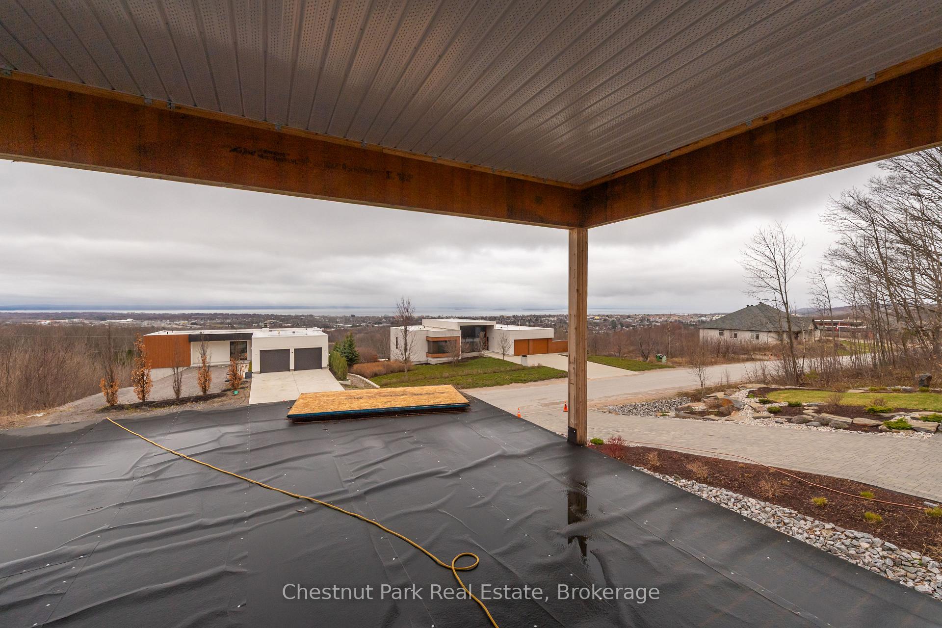 Photo 36 of 452 Surrey Drive, North Bay, Airport — HOMEH