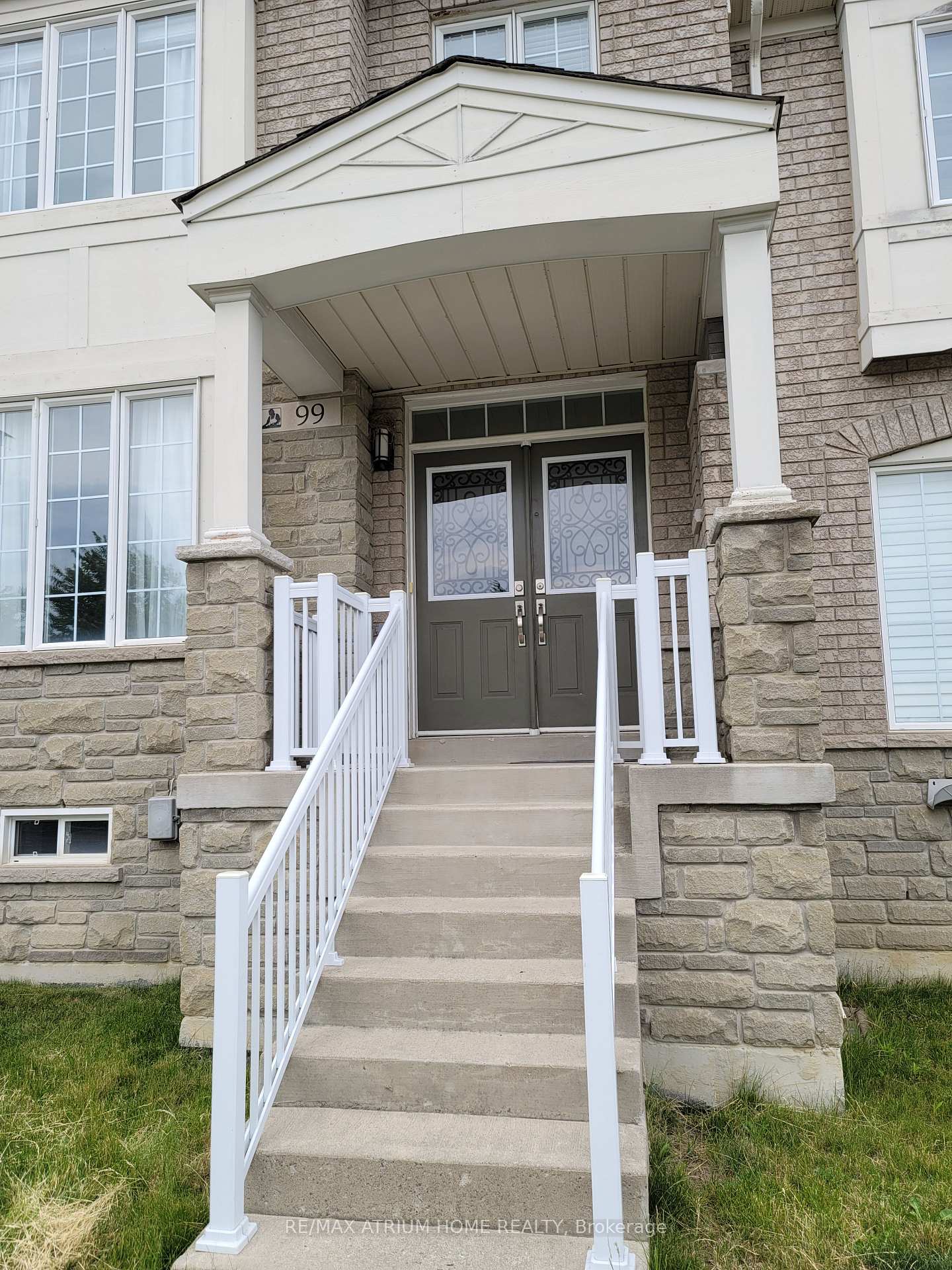 Photo 2 of 99 Hazelton Avenue, Markham, Victoria Manor-Jennings Gate — HOMEH