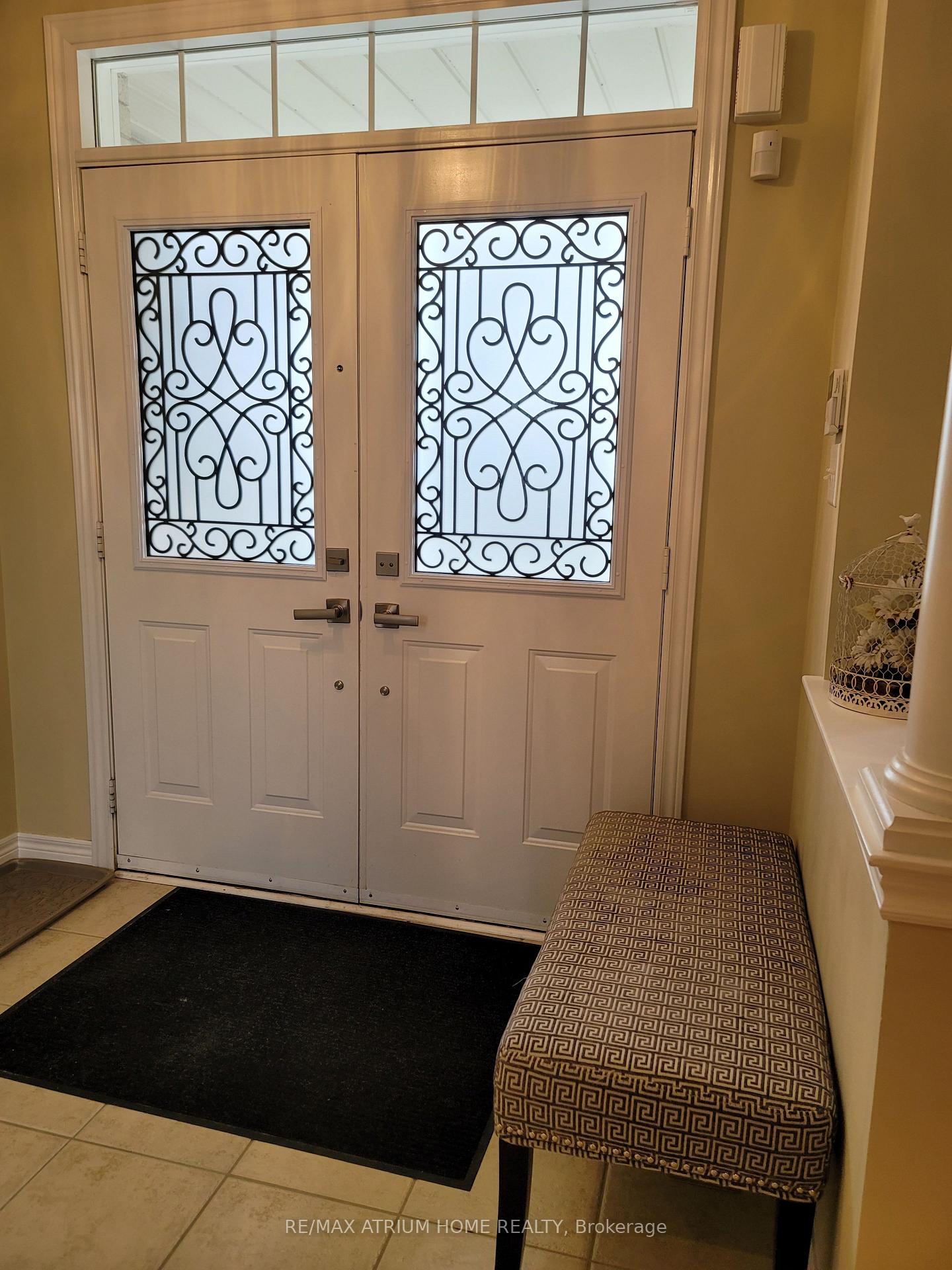 Photo 3 of 99 Hazelton Avenue, Markham, Victoria Manor-Jennings Gate — HOMEH