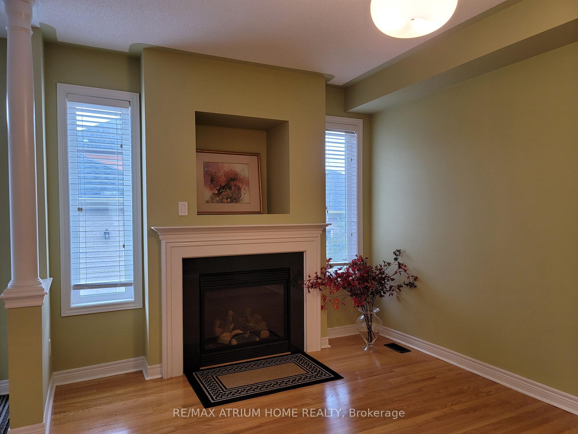 Photo 9 of 99 Hazelton Avenue, Markham, Victoria Manor-Jennings Gate — HOMEH