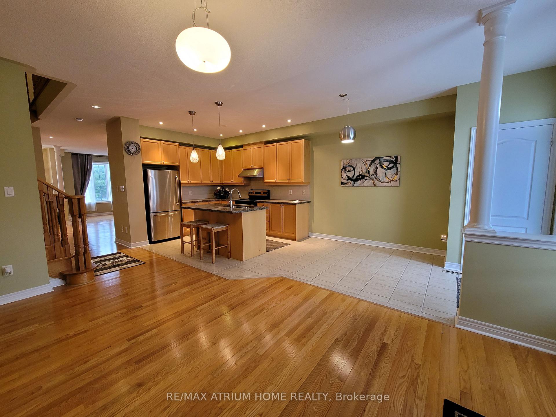 Photo 15 of 99 Hazelton Avenue, Markham, Victoria Manor-Jennings Gate — HOMEH