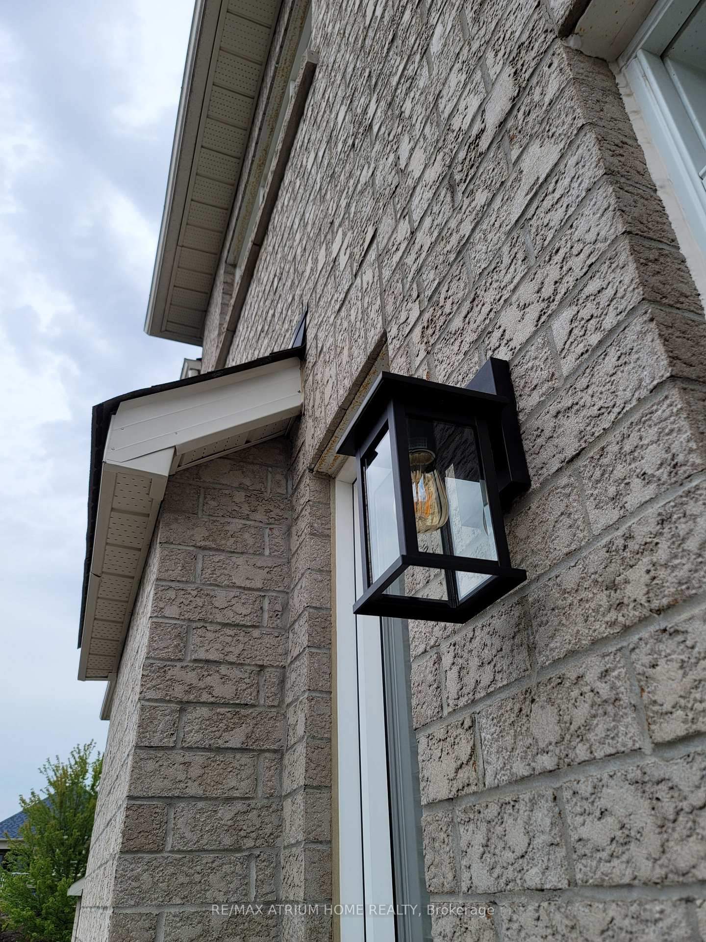 Photo 37 of 99 Hazelton Avenue, Markham, Victoria Manor-Jennings Gate — HOMEH