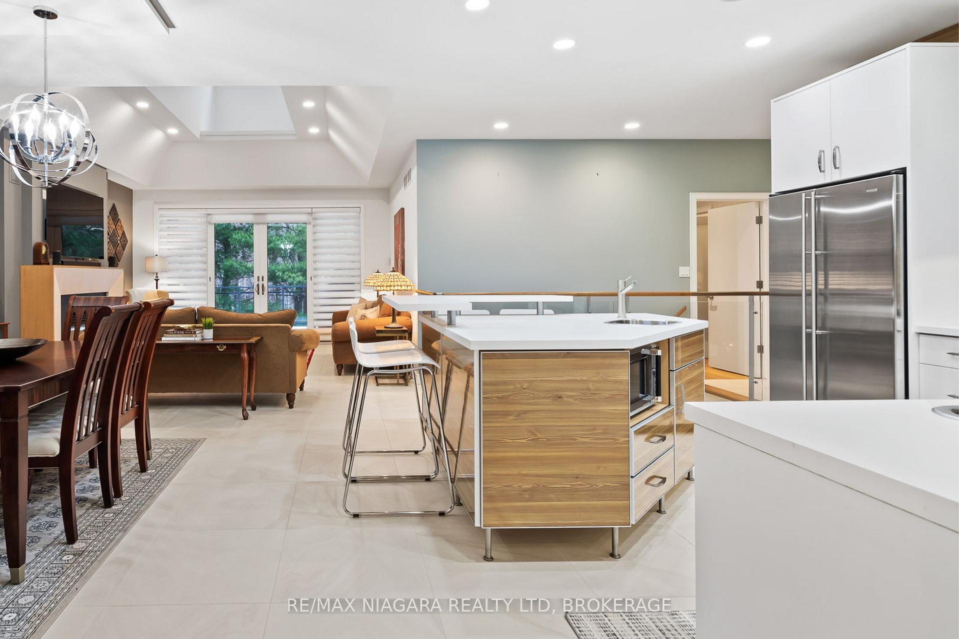 Photo 7 of 16 Timmsdale Crescent, Pelham, Fonthill — HOMEH