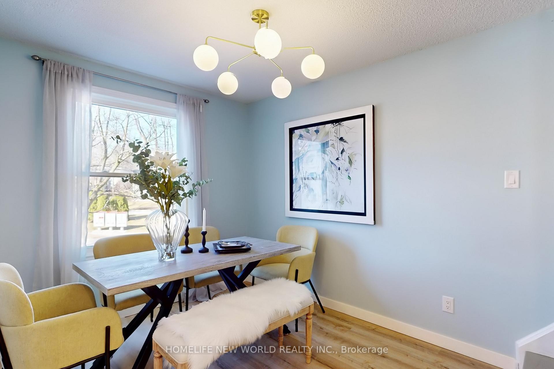 Photo 8 of 285 Lorne Avenue, Newmarket, Central Newmarket — HOMEH