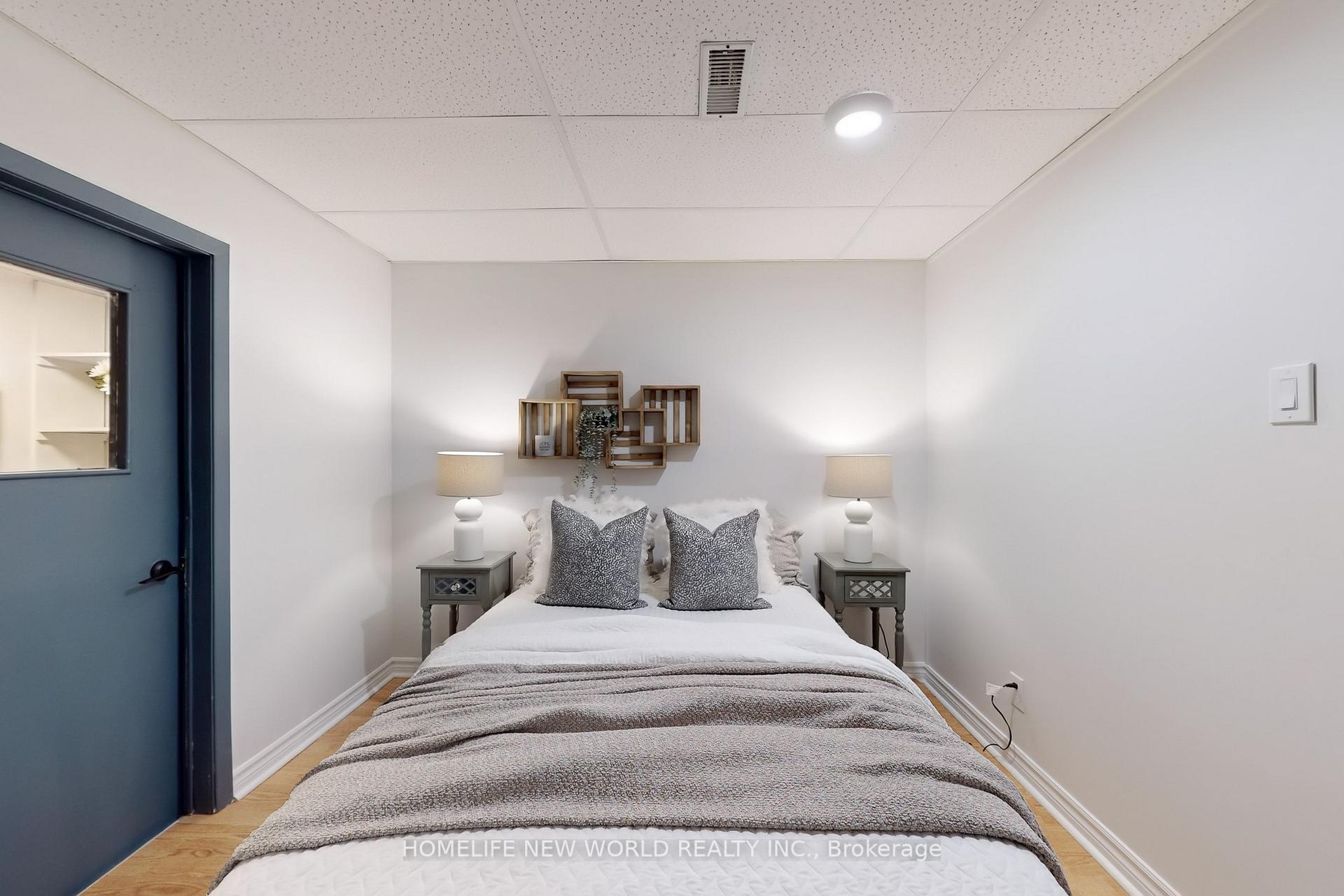 Photo 35 of 285 Lorne Avenue, Newmarket, Central Newmarket — HOMEH