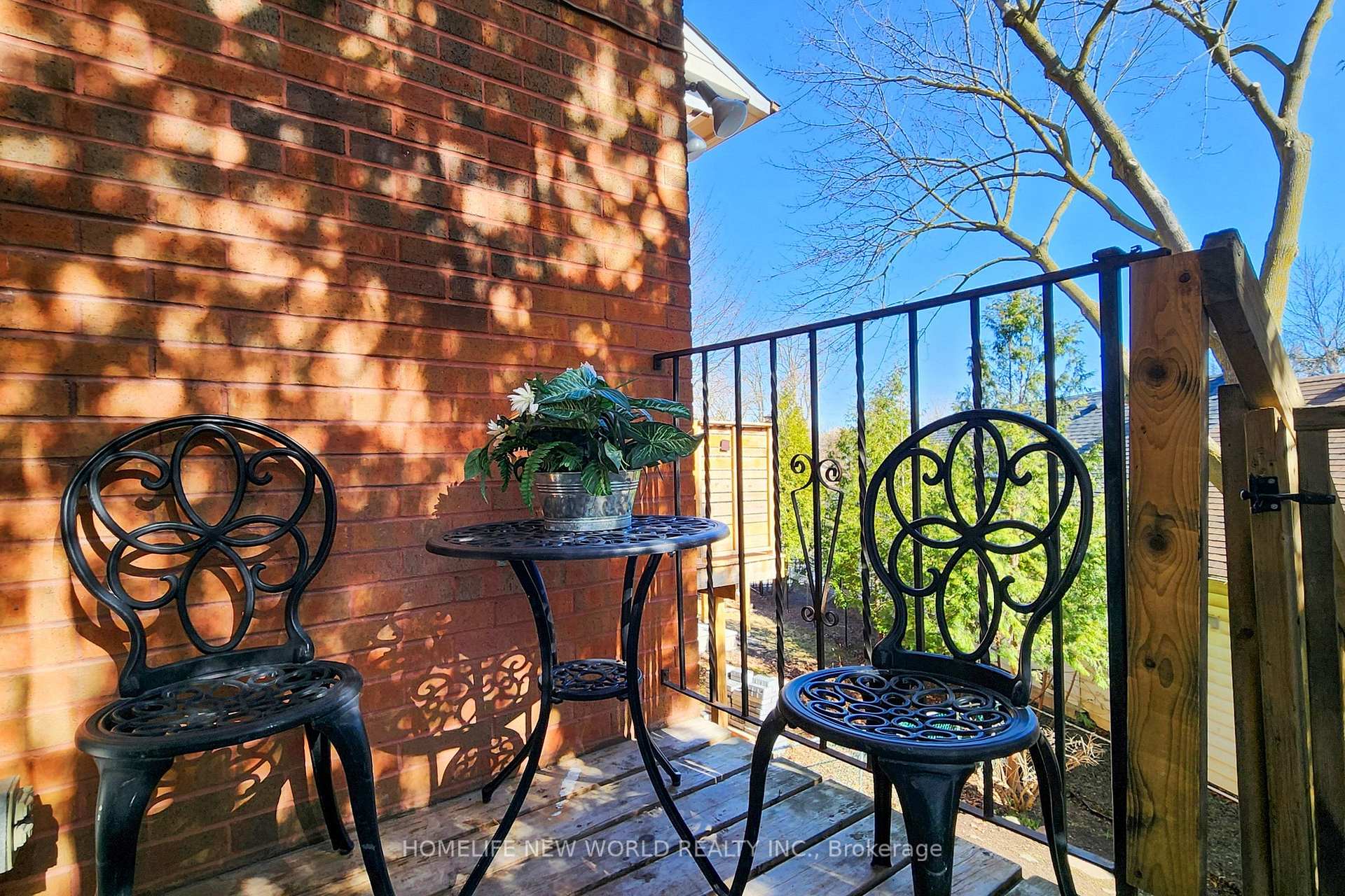 Photo 43 of 285 Lorne Avenue, Newmarket, Central Newmarket — HOMEH