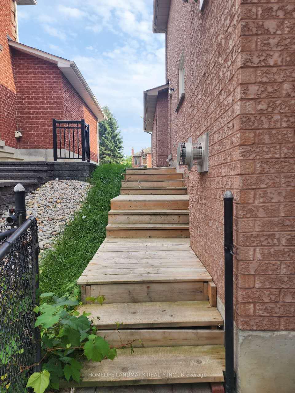 Front of 753 College Manor Baseme Drive