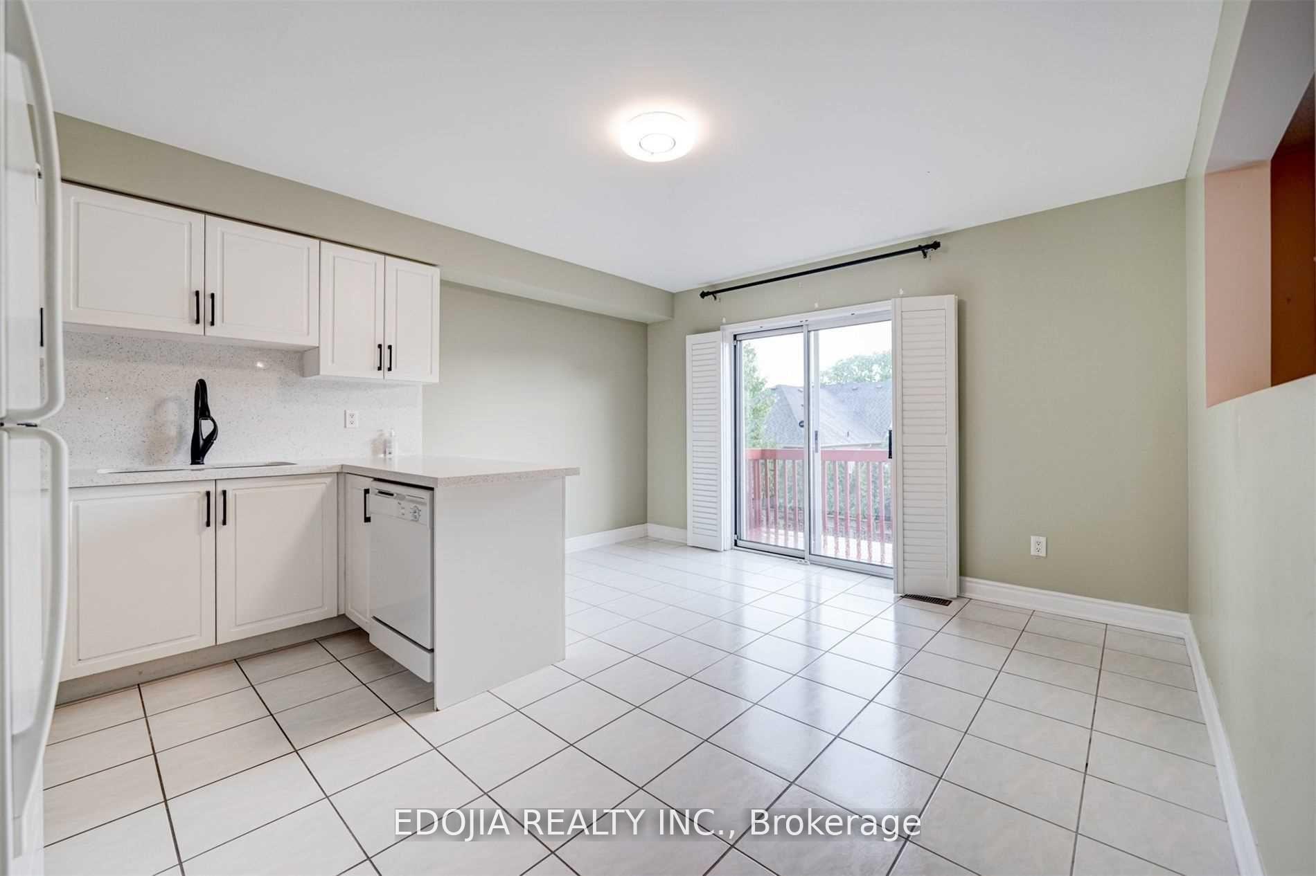 Photo 5 of 74 James Scott Road, Markham, Vinegar Hill — HOMEH