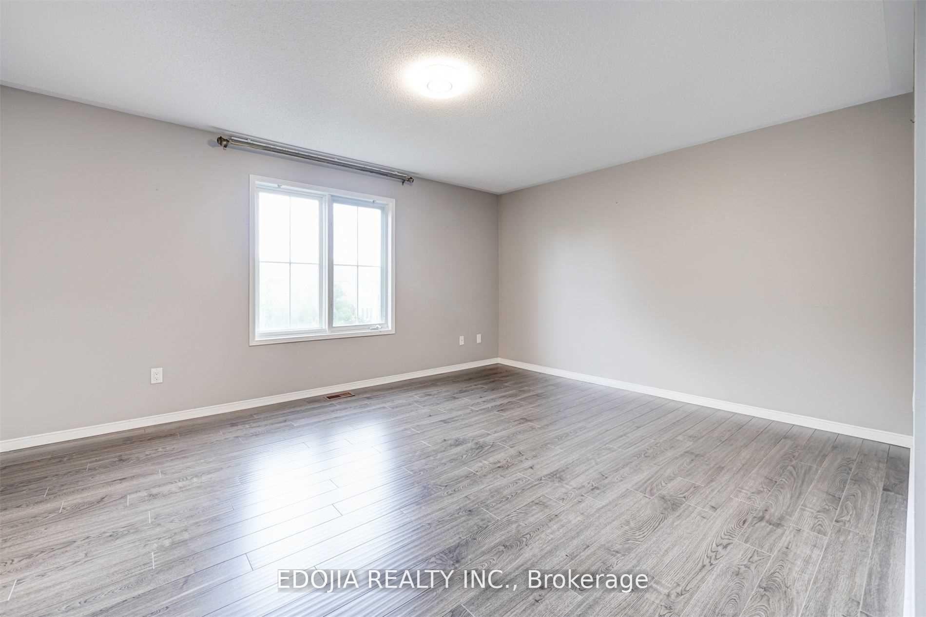 Photo 10 of 74 James Scott Road, Markham, Vinegar Hill — HOMEH