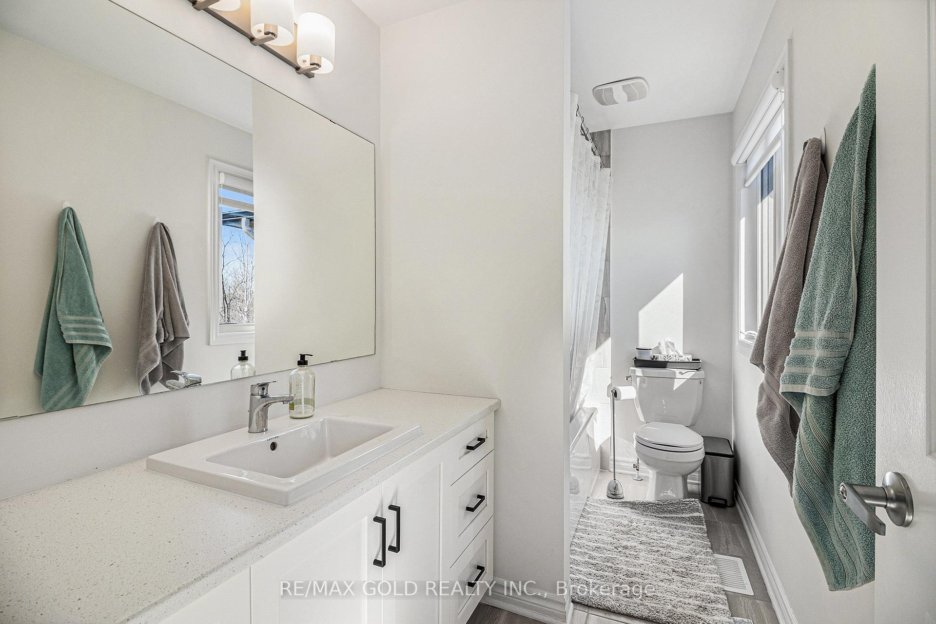 Photo 17 of 647 Persimmon Way, Ottawa, Chapel Hill South - Orleans Village — HOMEH