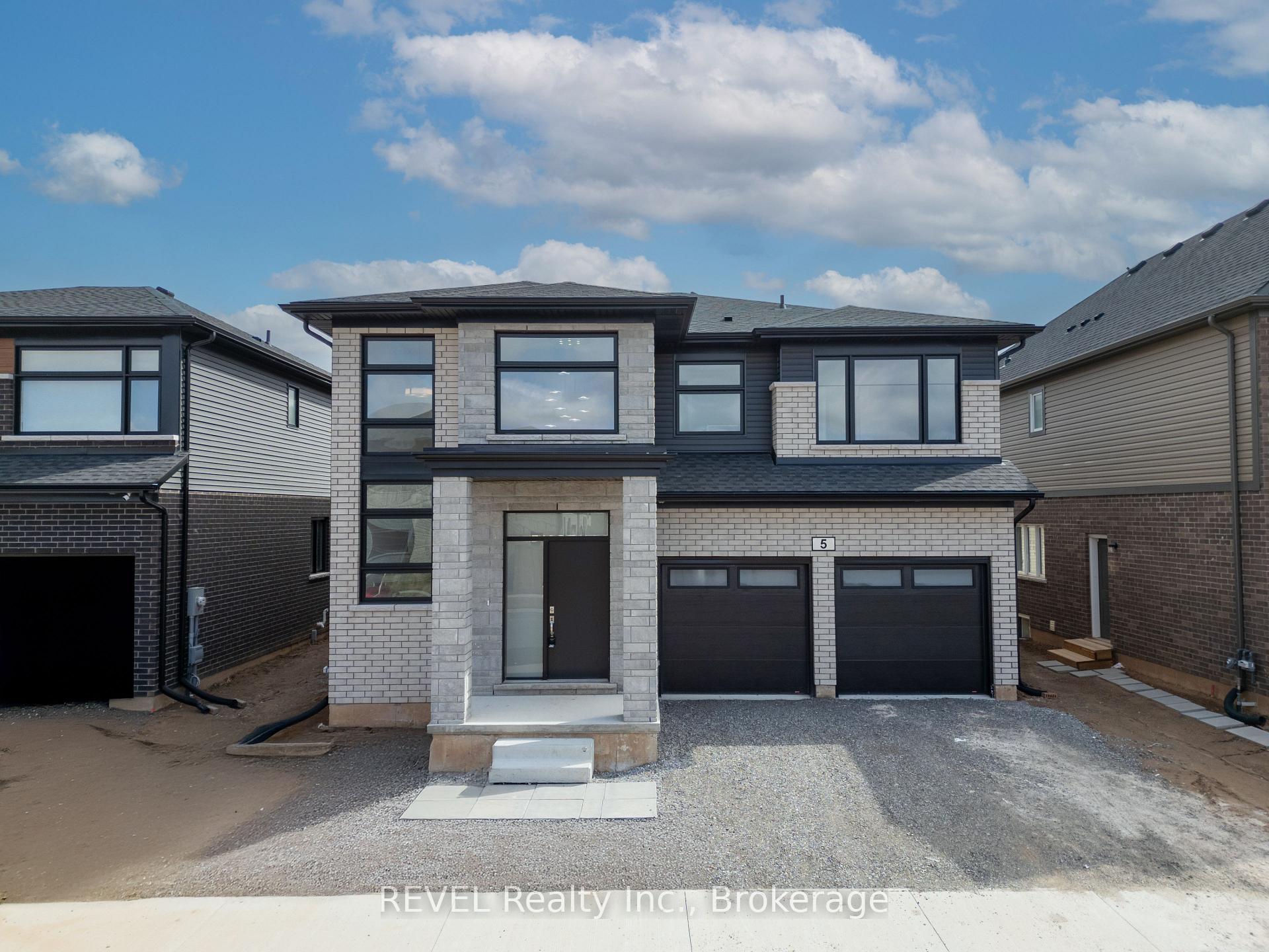 Front of 5 Samuel Avenue