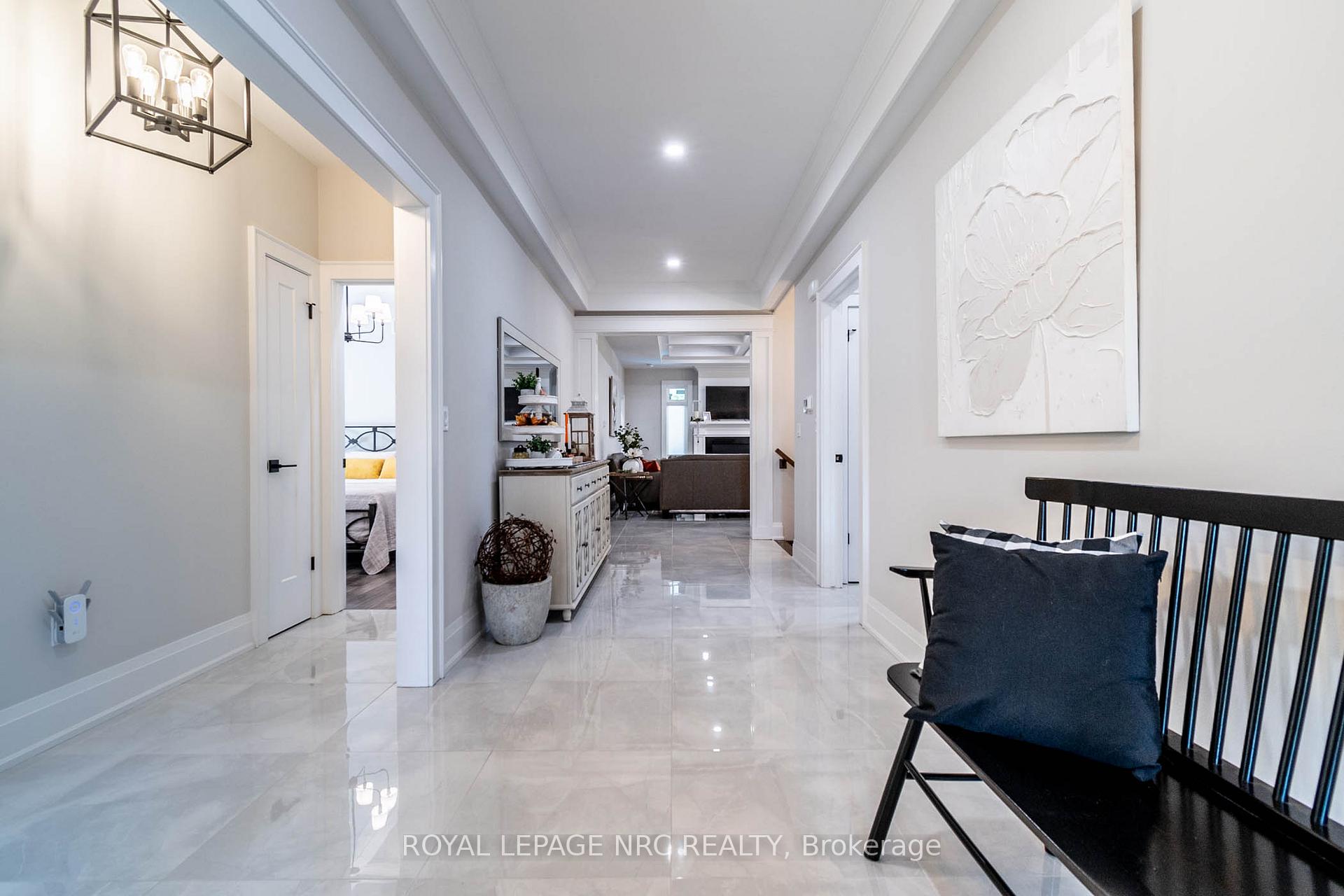 Photo 3 of 1156 Line Avenue, Pelham, Fonthill — HOMEH